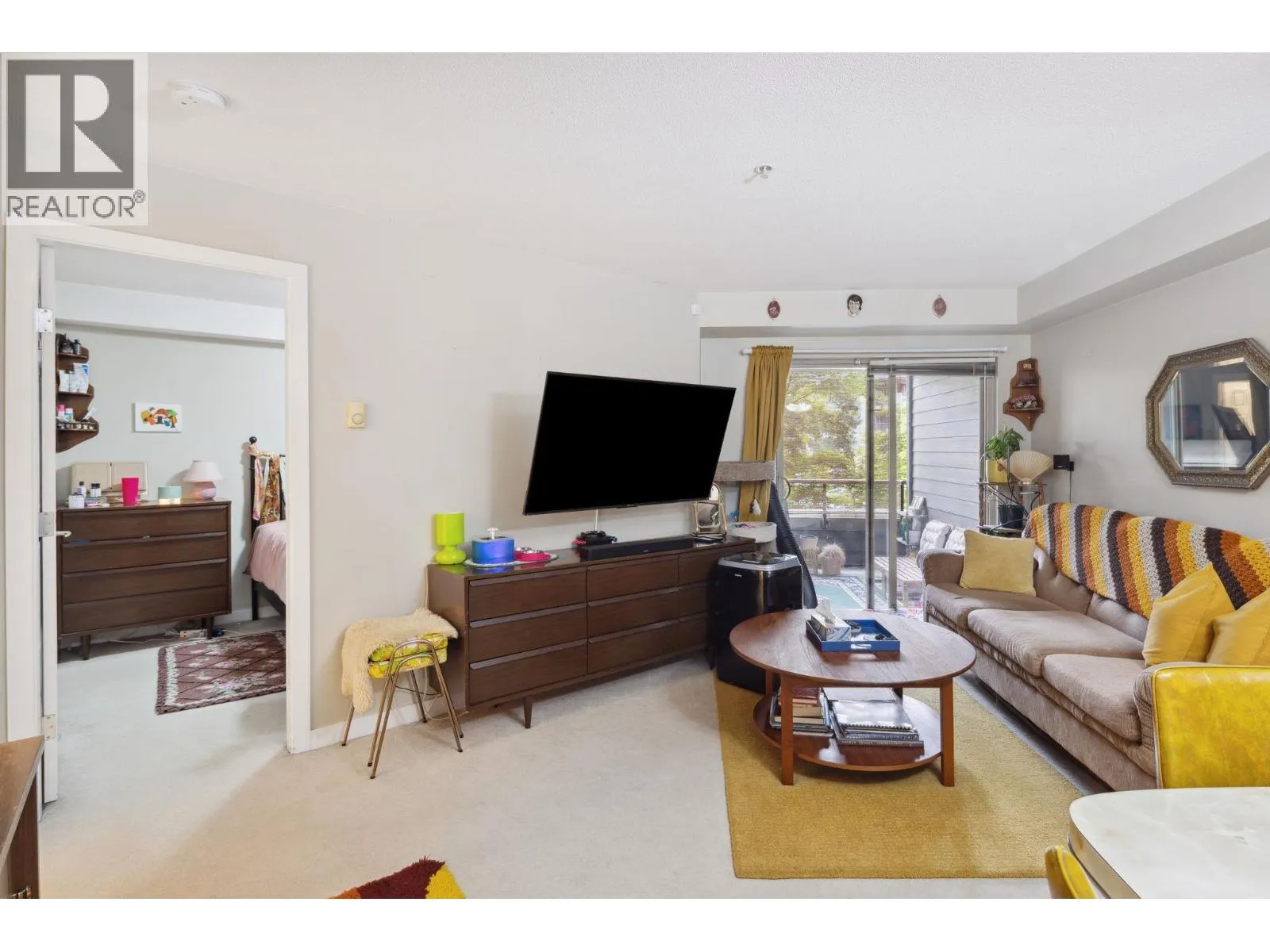 3219 240 SHERBROOKE STREET