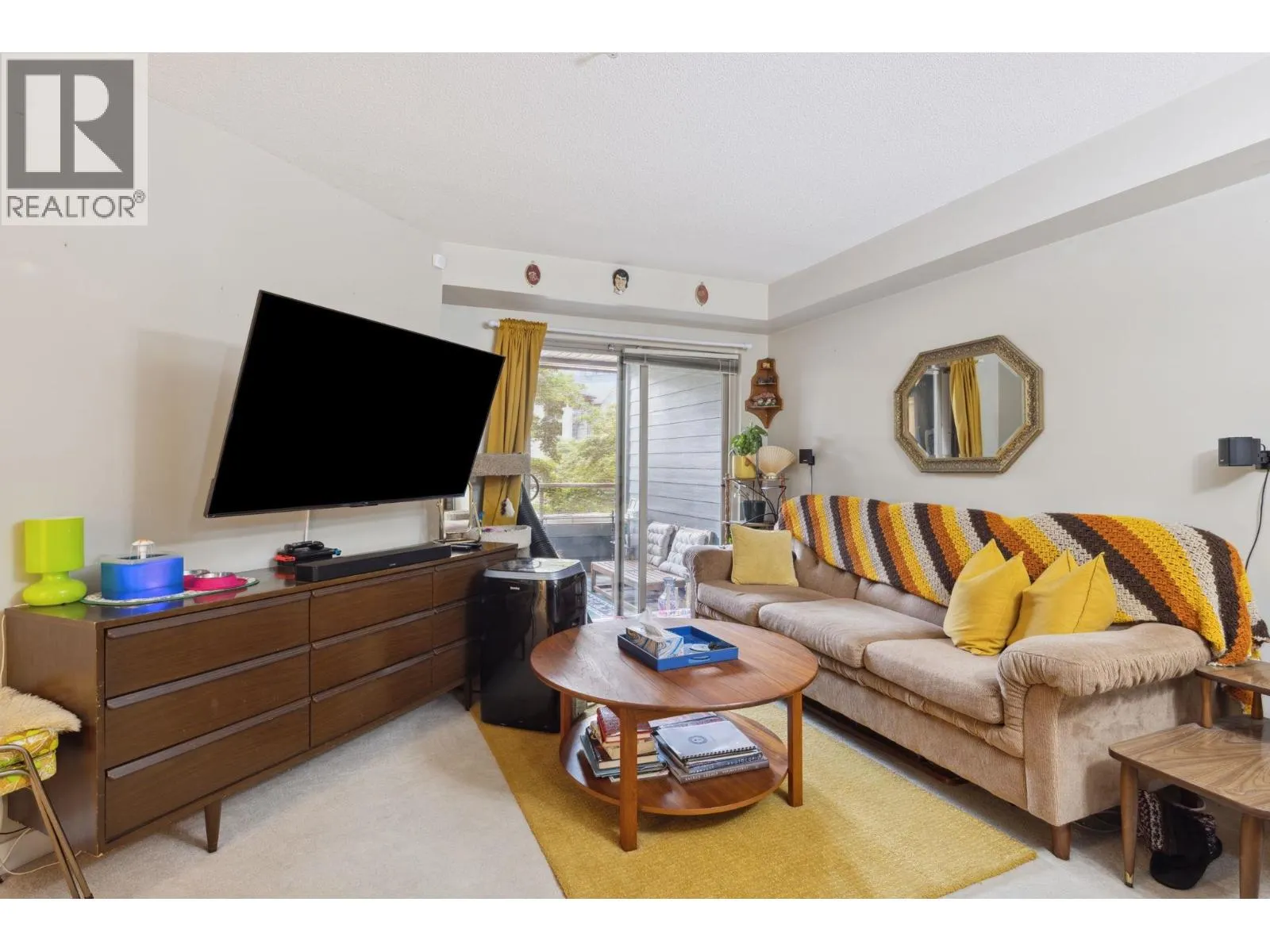 3219 240 SHERBROOKE STREET