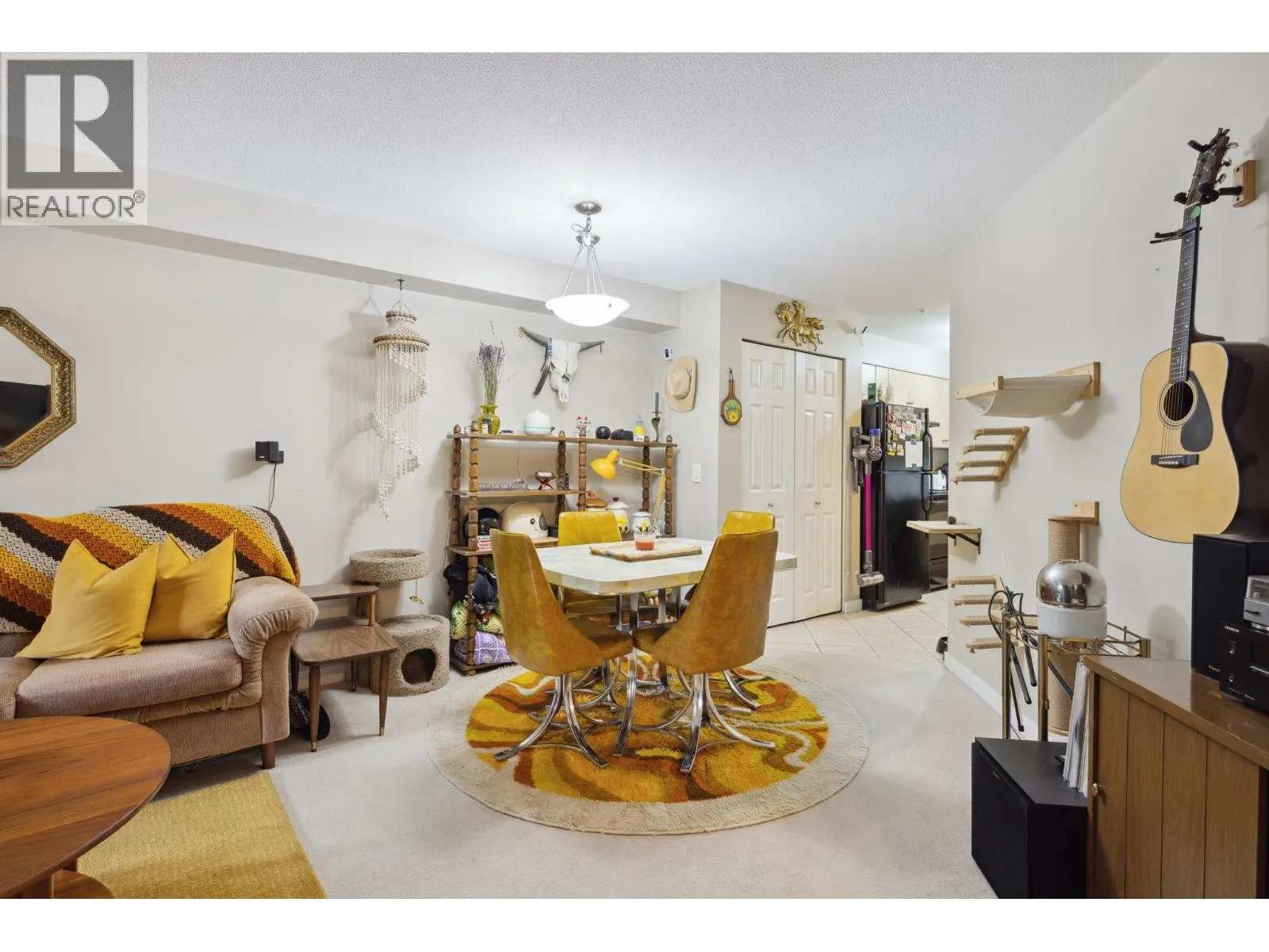 3219 240 SHERBROOKE STREET