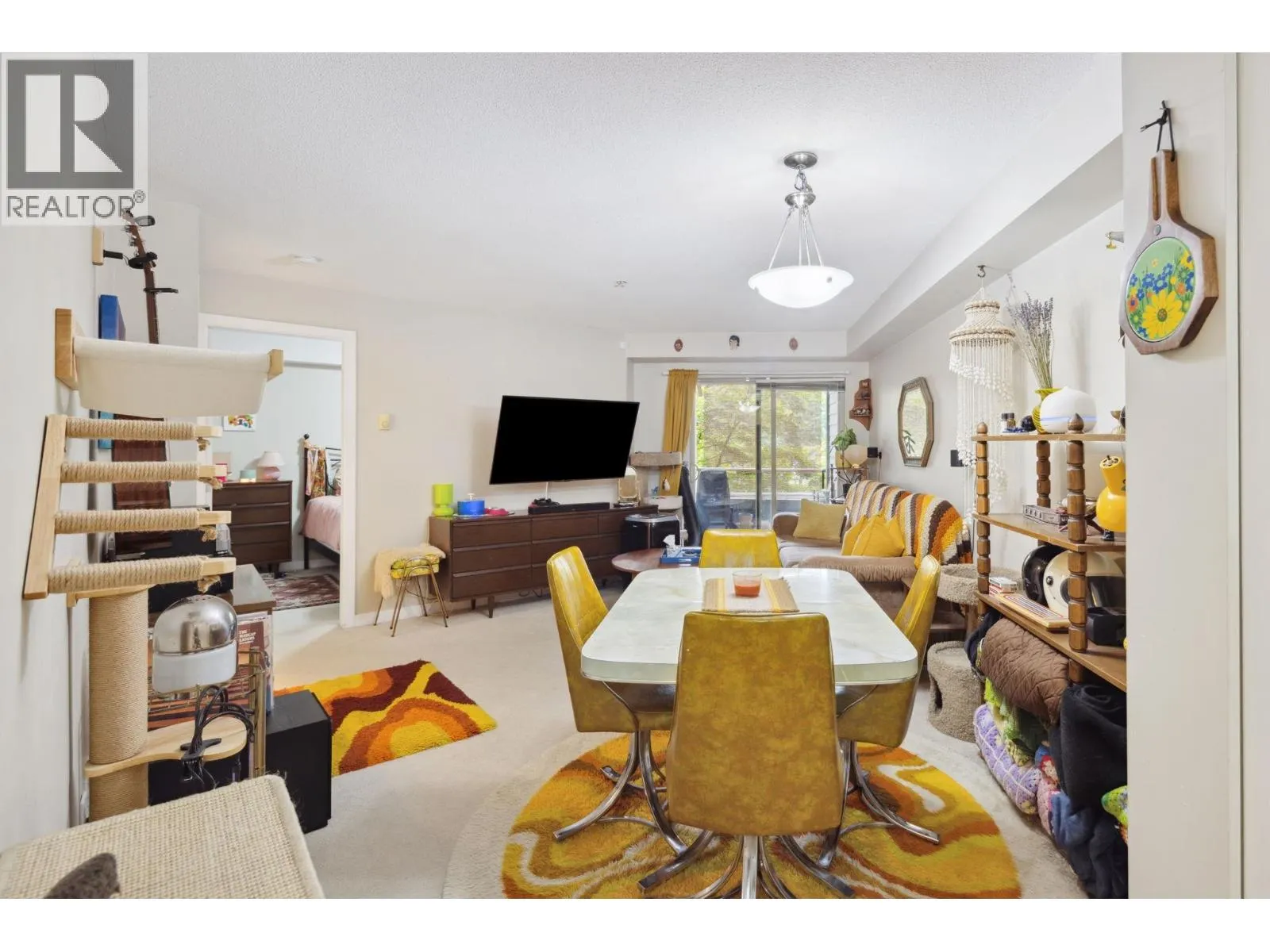 3219 240 SHERBROOKE STREET