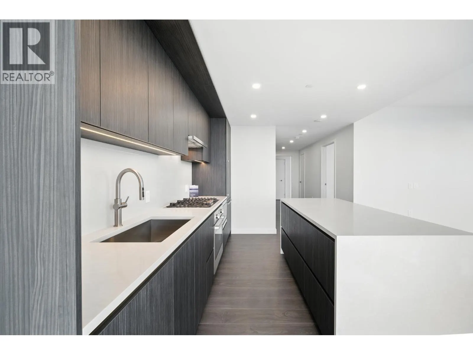 3104 5987 WILSON AVENUE