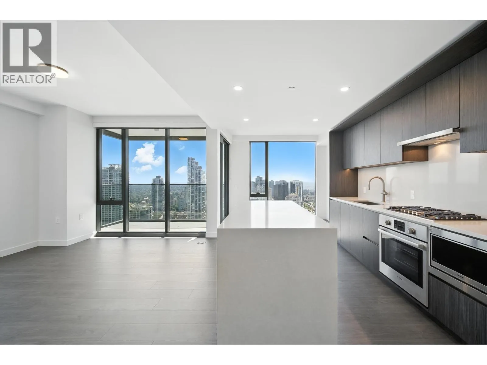 3104 5987 WILSON AVENUE