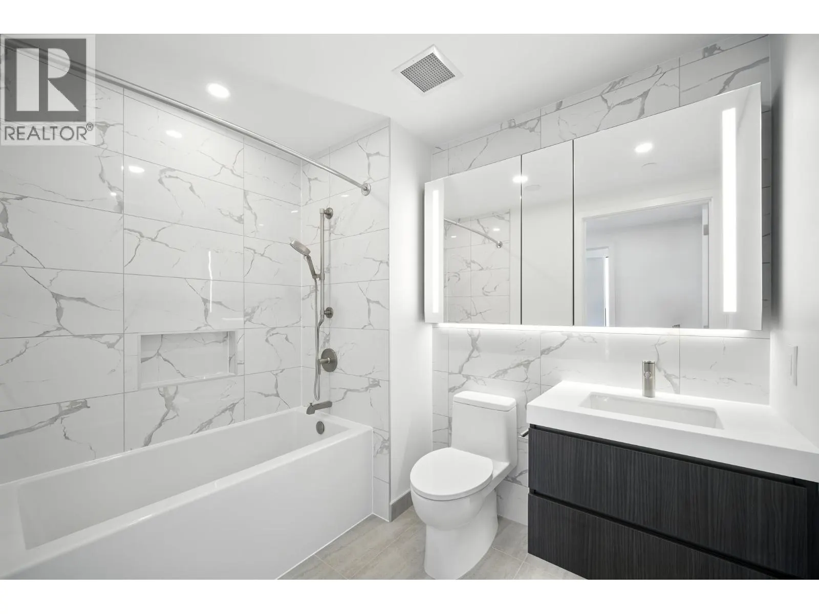 3104 5987 WILSON AVENUE