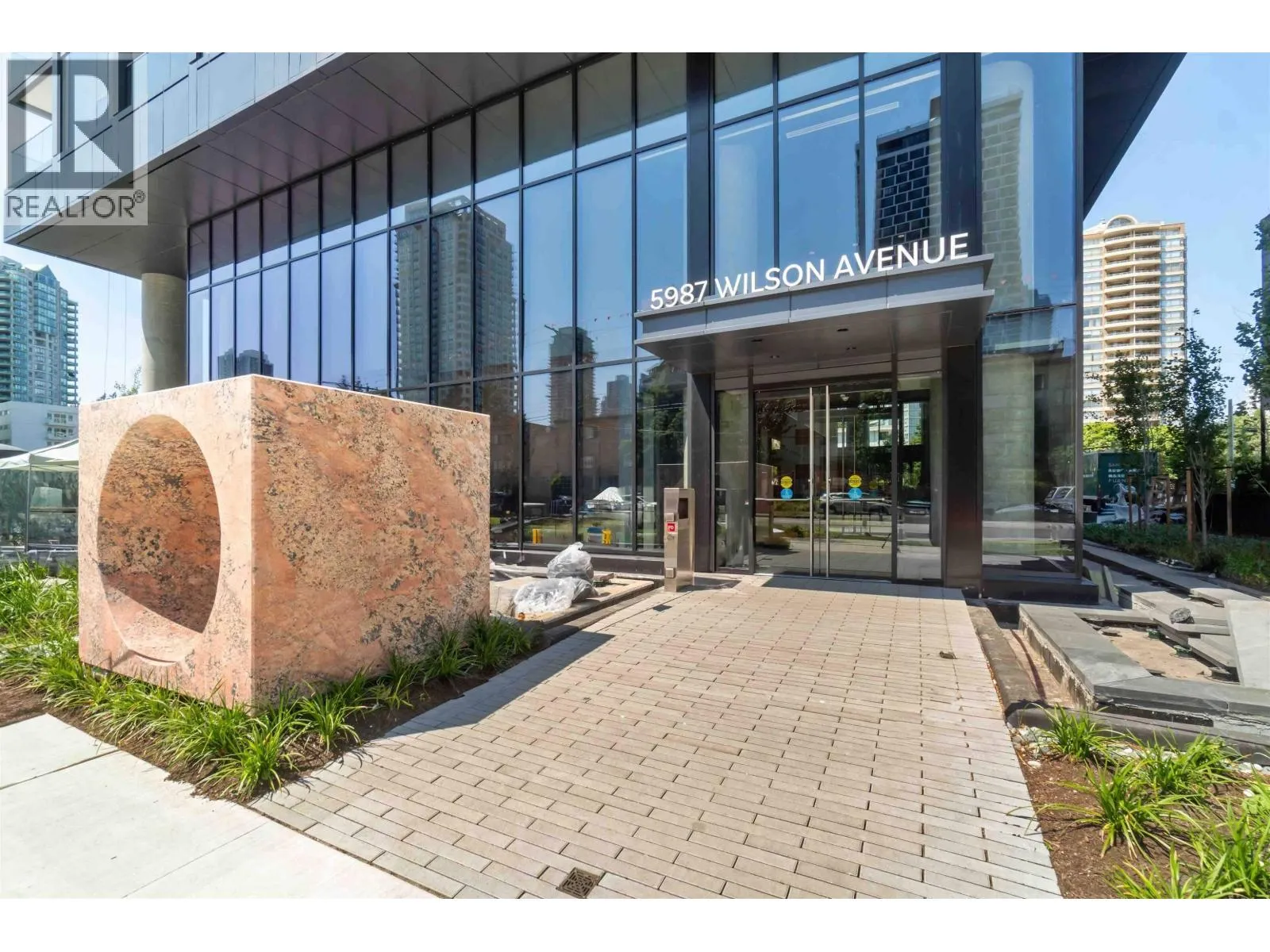 3104 5987 WILSON AVENUE