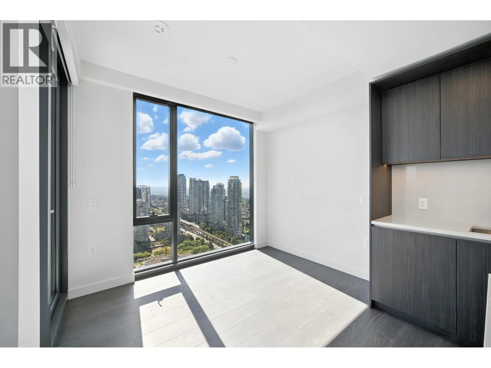 3104 5987 WILSON AVENUE