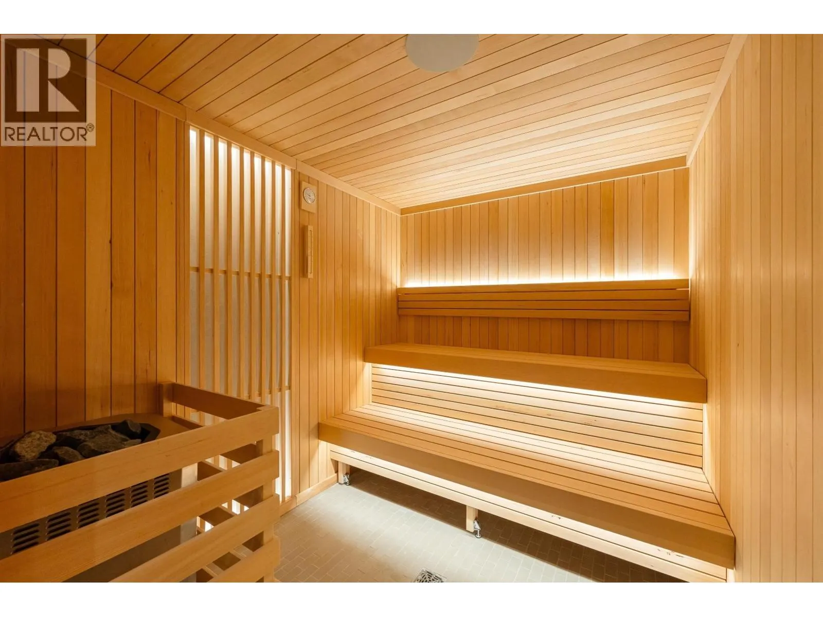 3104 5987 WILSON AVENUE