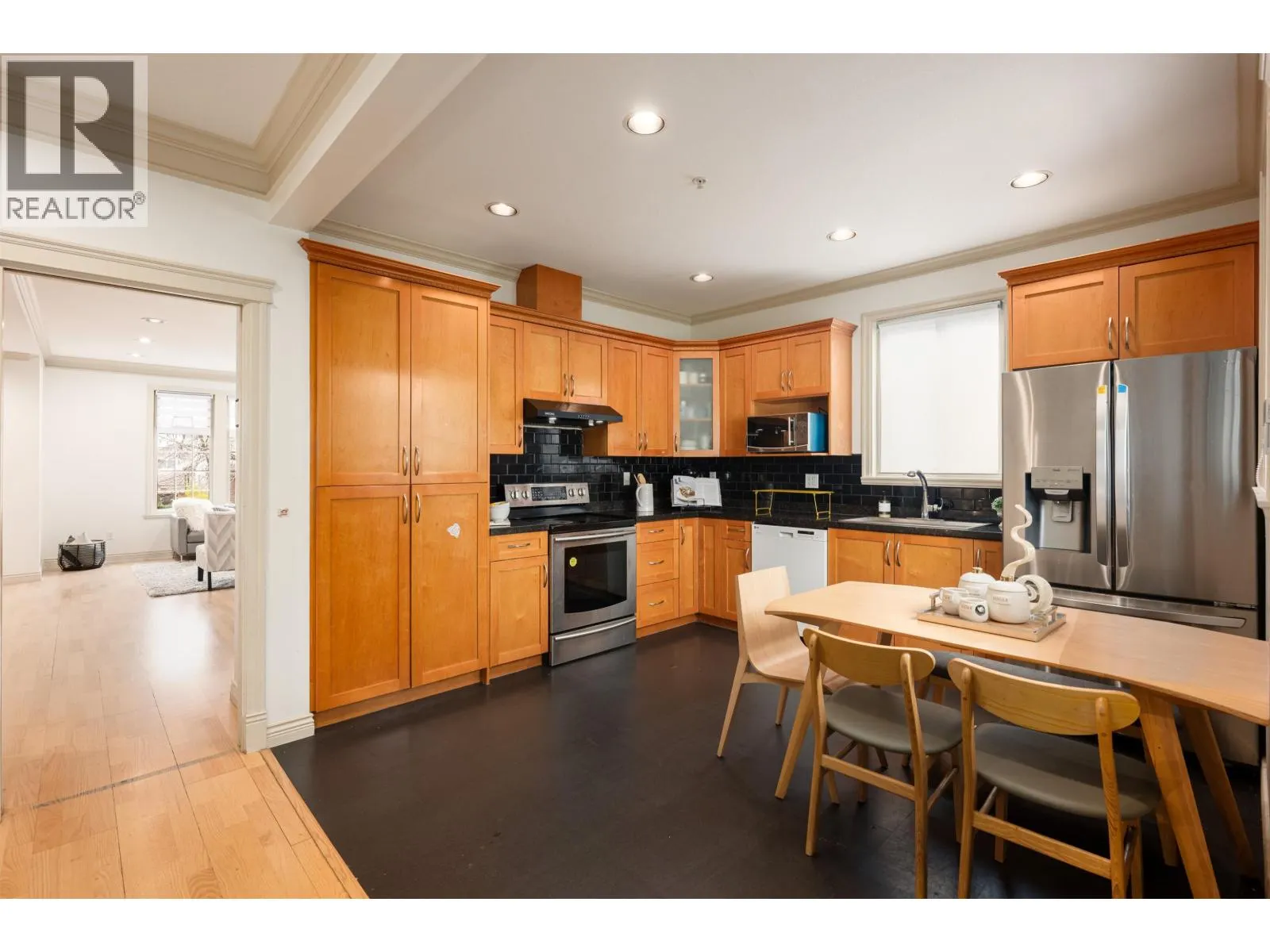 7949 MONTCALM STREET