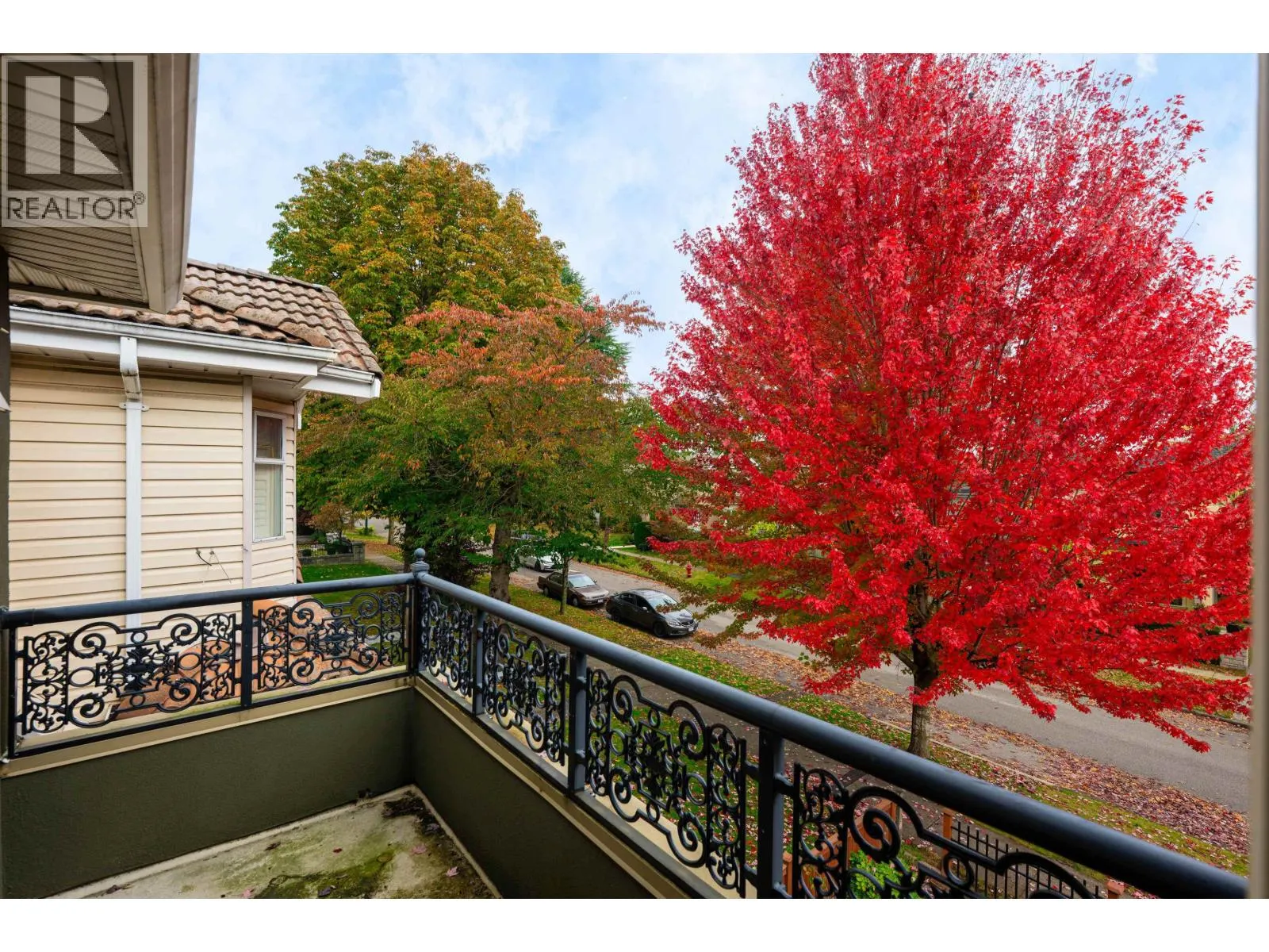 7949 MONTCALM STREET