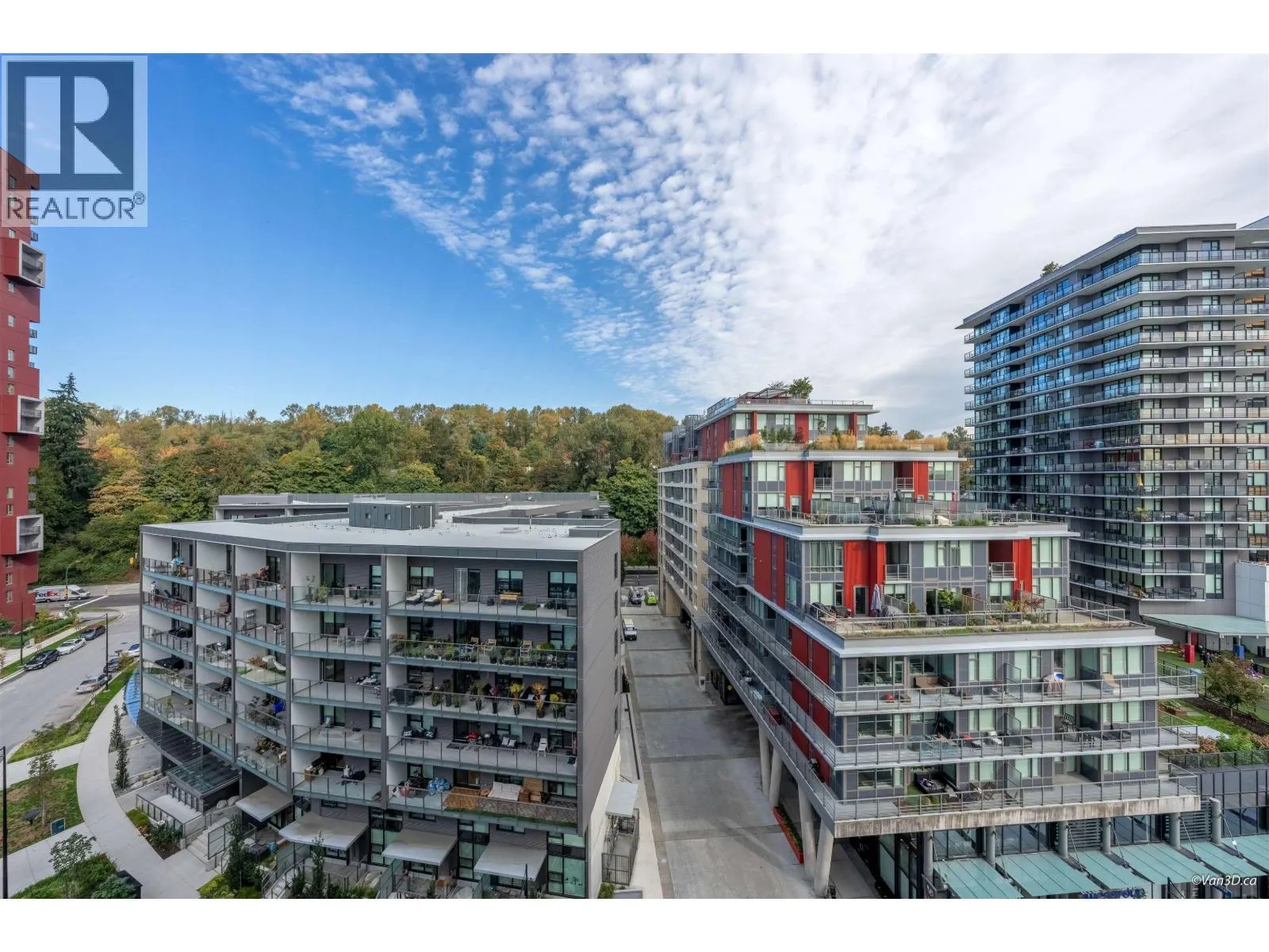 906 3438 SAWMILL CRESCENT