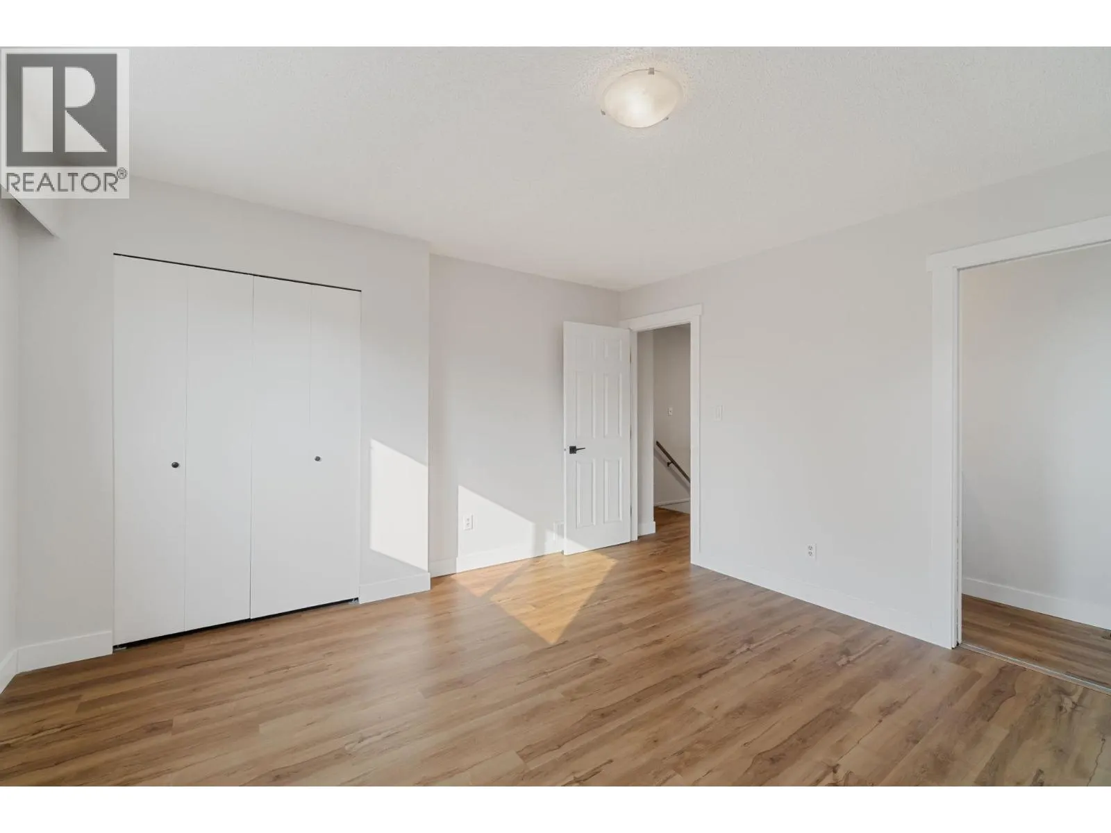 1431 ELINOR CRESCENT