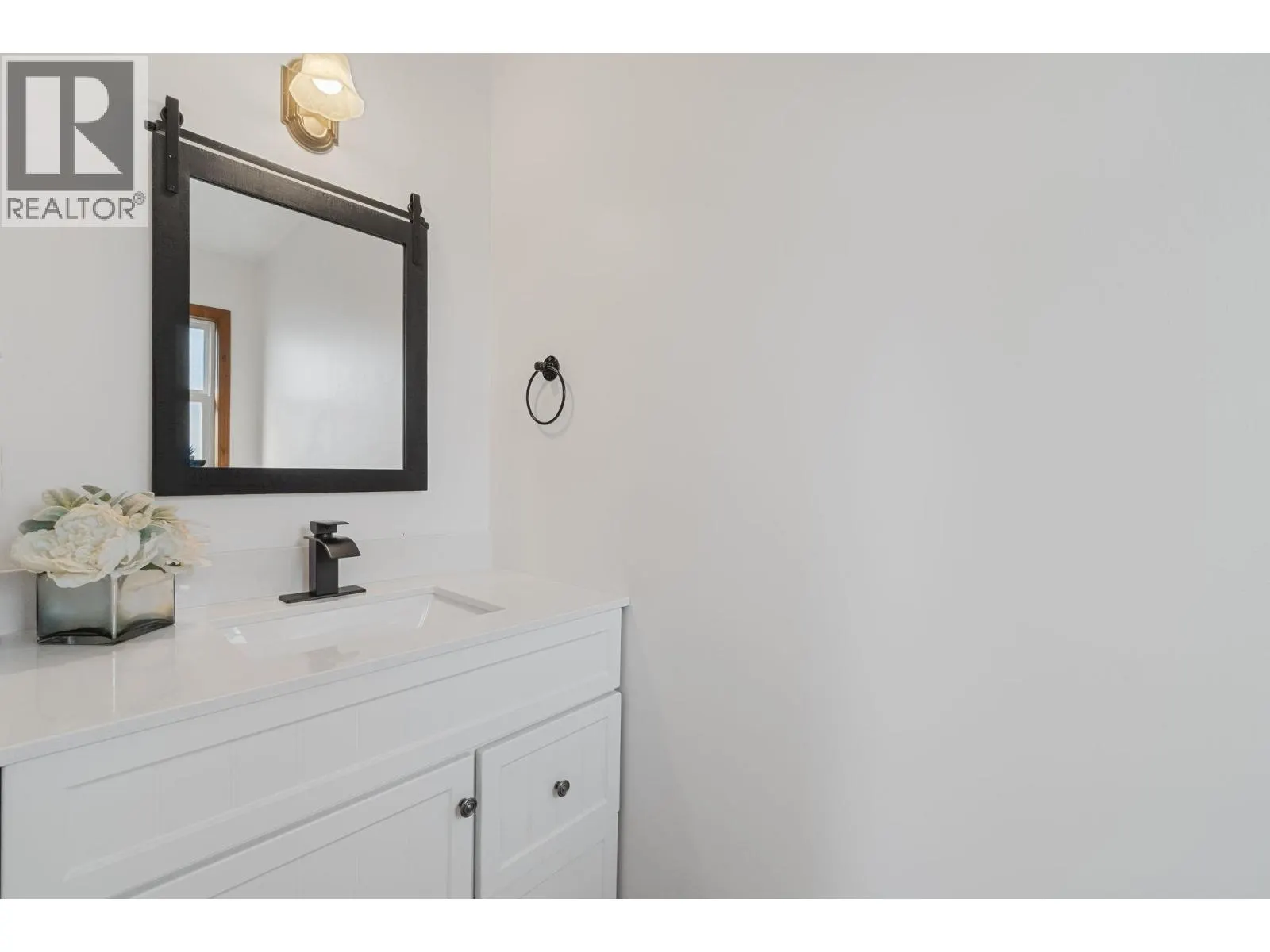 1431 ELINOR CRESCENT