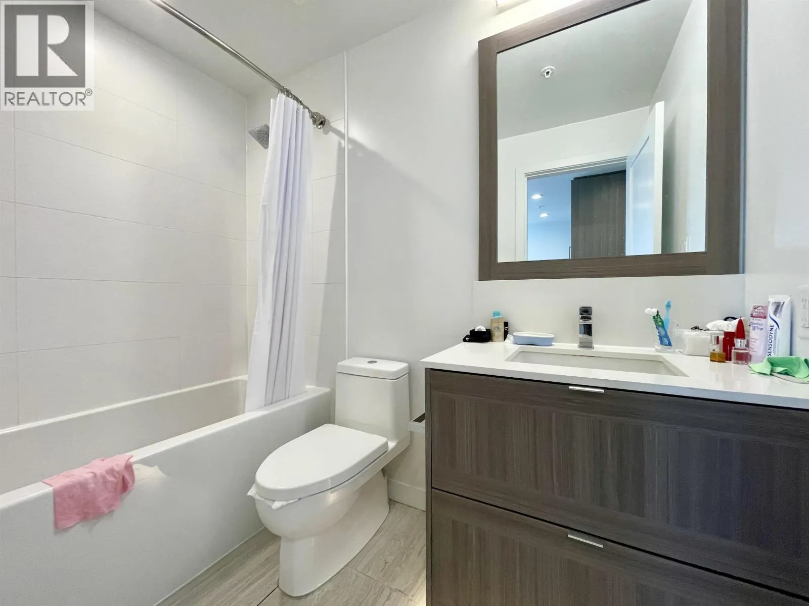 1604 2351 BETA AVENUE