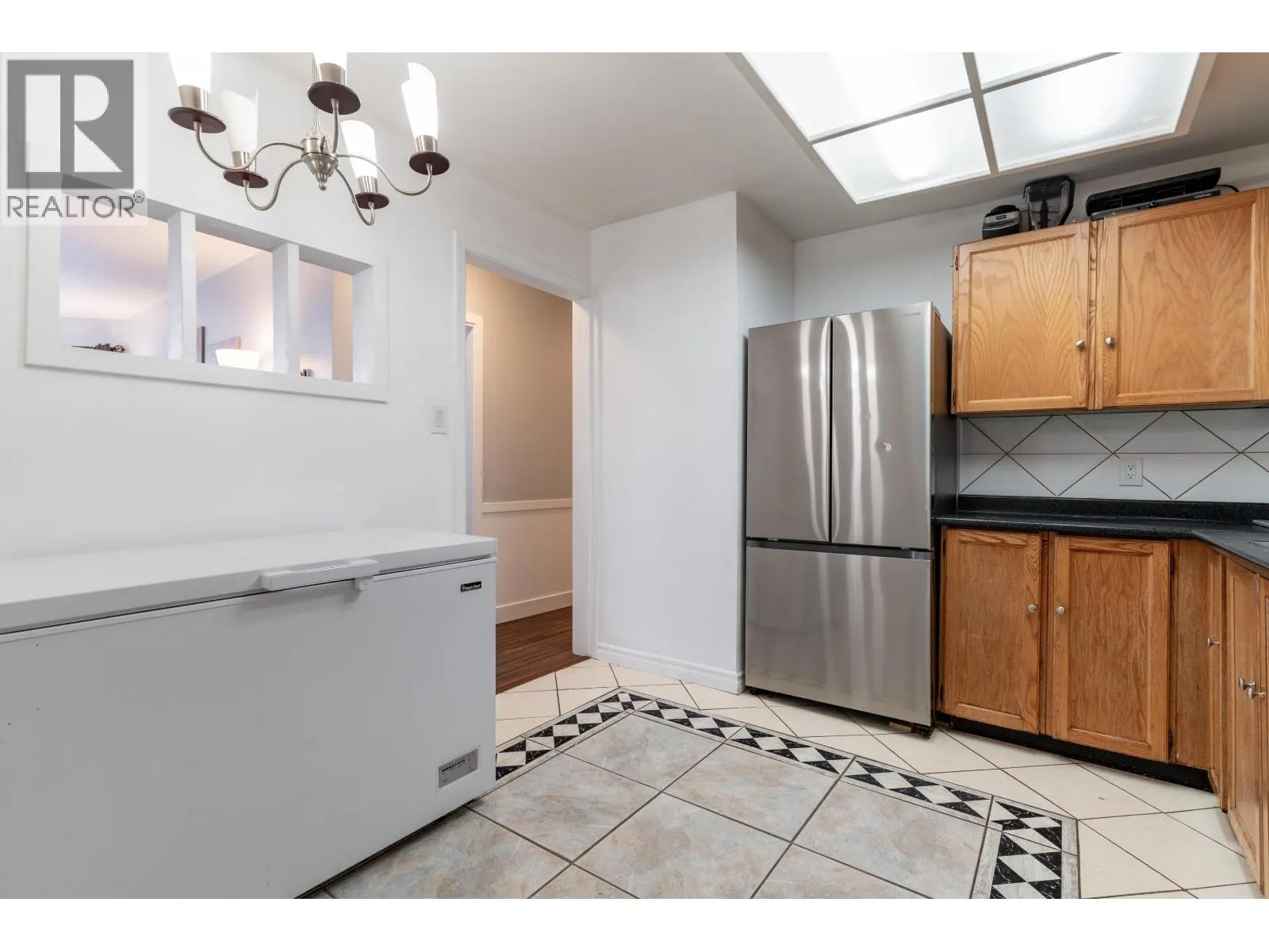 105 22222 119 AVENUE