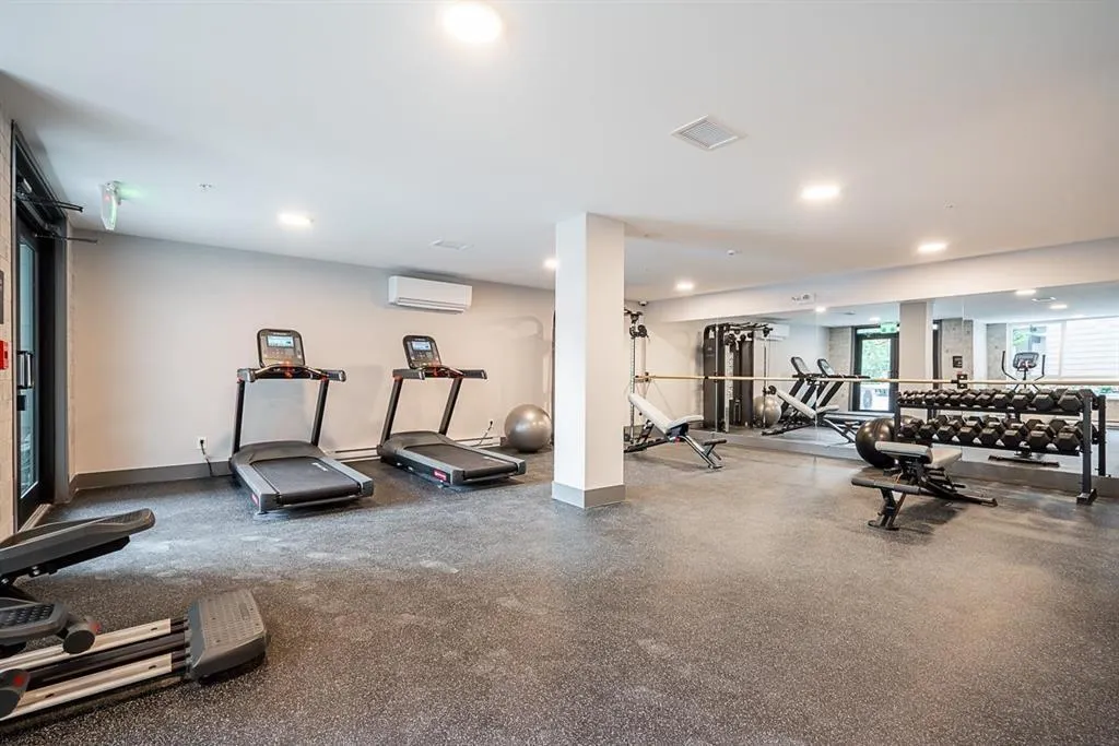 207 8117 200A STREET