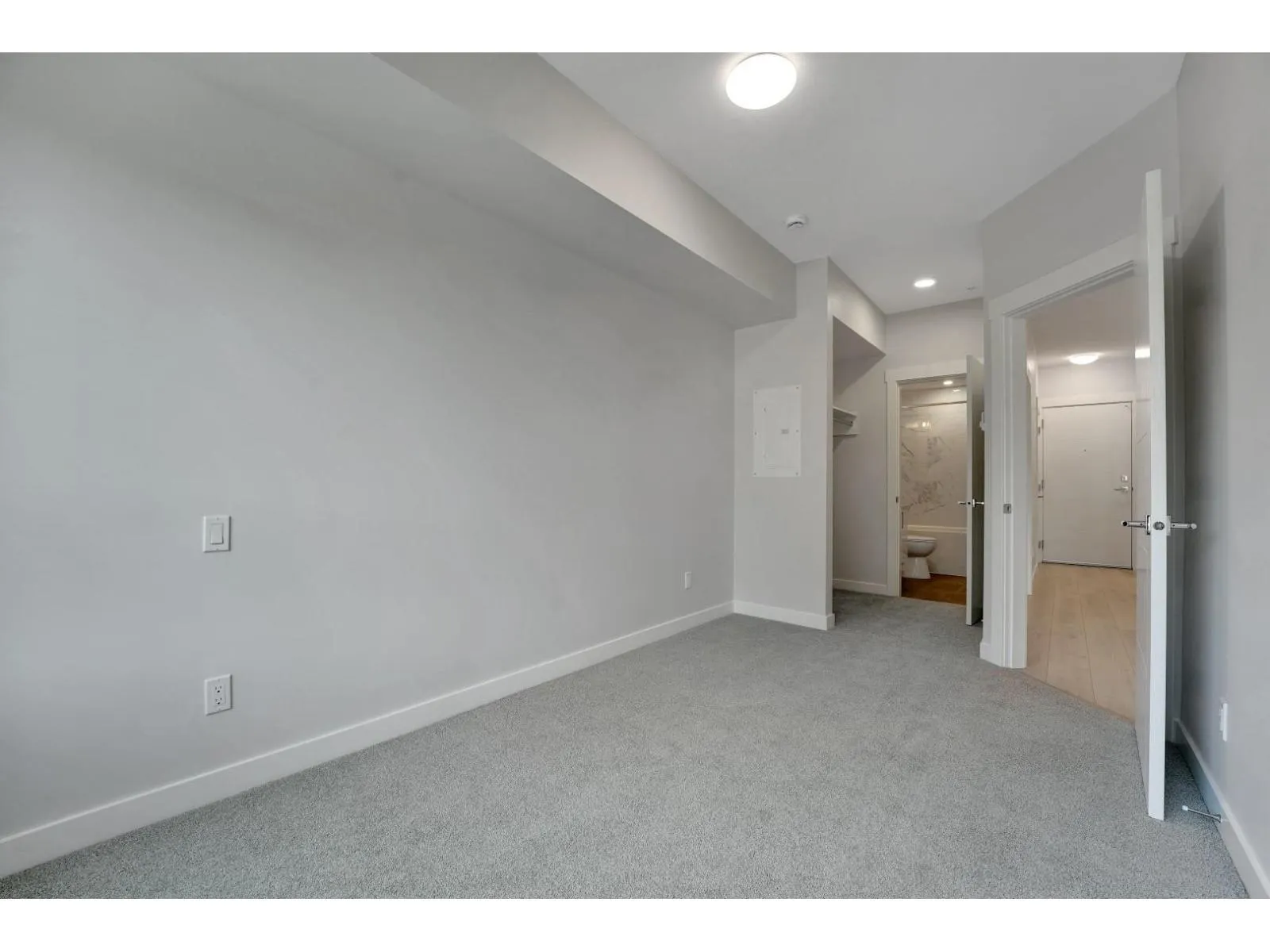 507 33886 PINE STREET