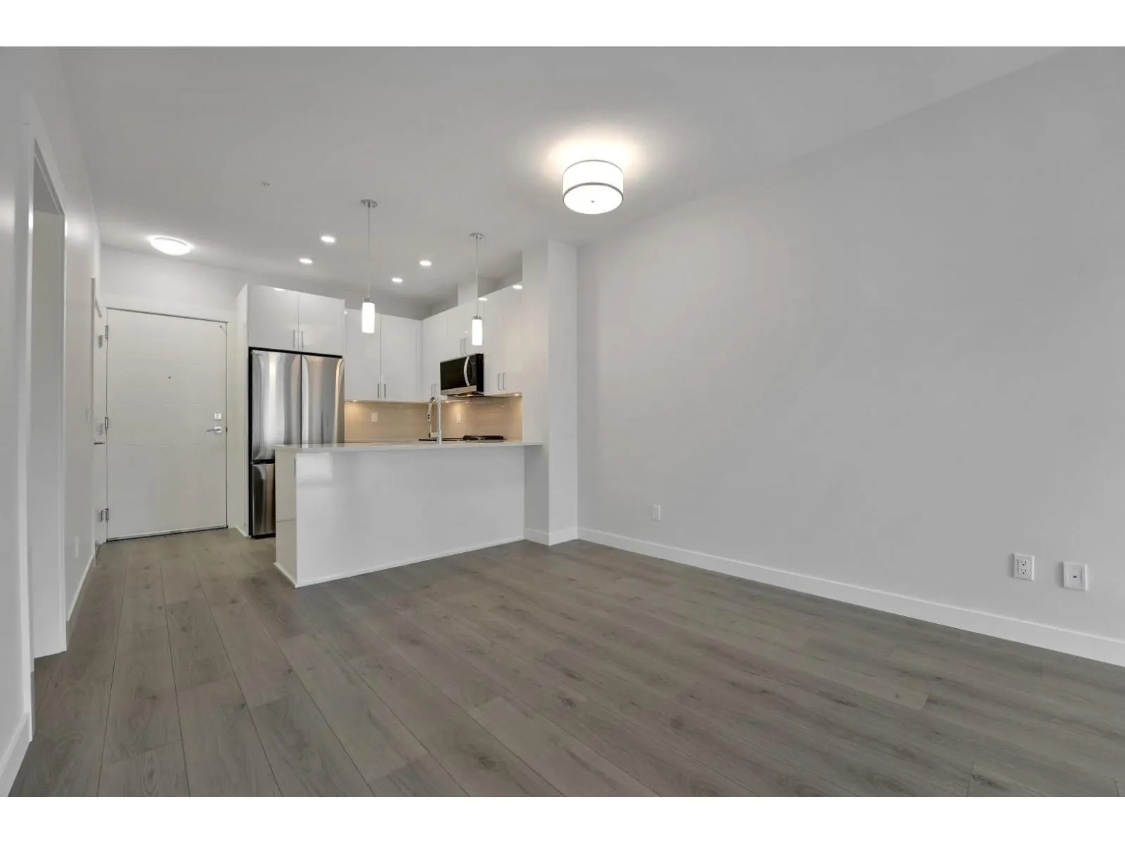 507 33886 PINE STREET