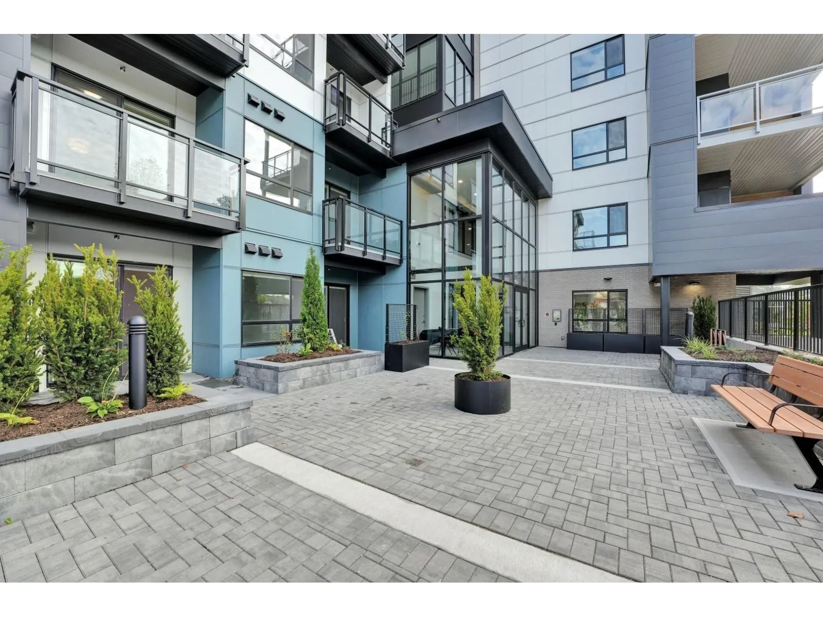 507 33886 PINE STREET