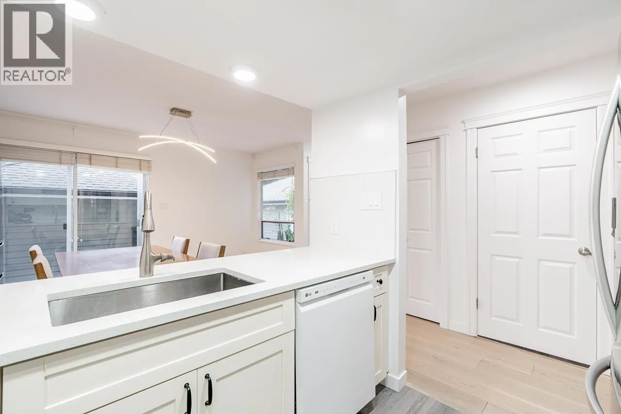 2912 MT SEYMOUR PARKWAY