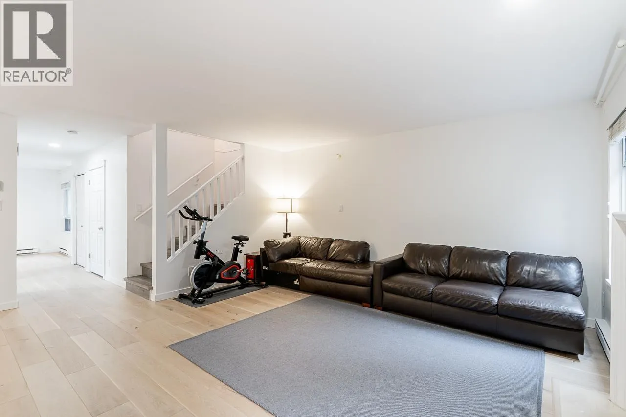 2912 MT SEYMOUR PARKWAY