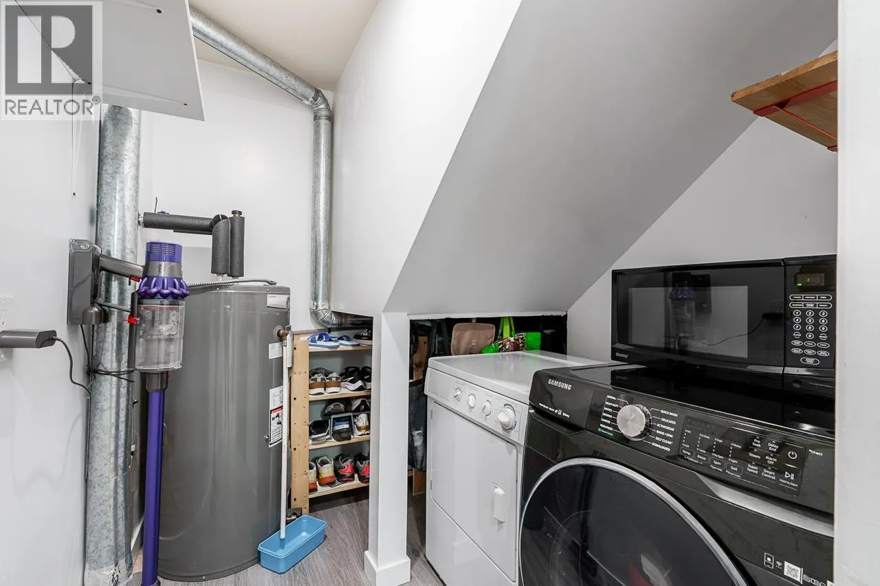 2912 MT SEYMOUR PARKWAY