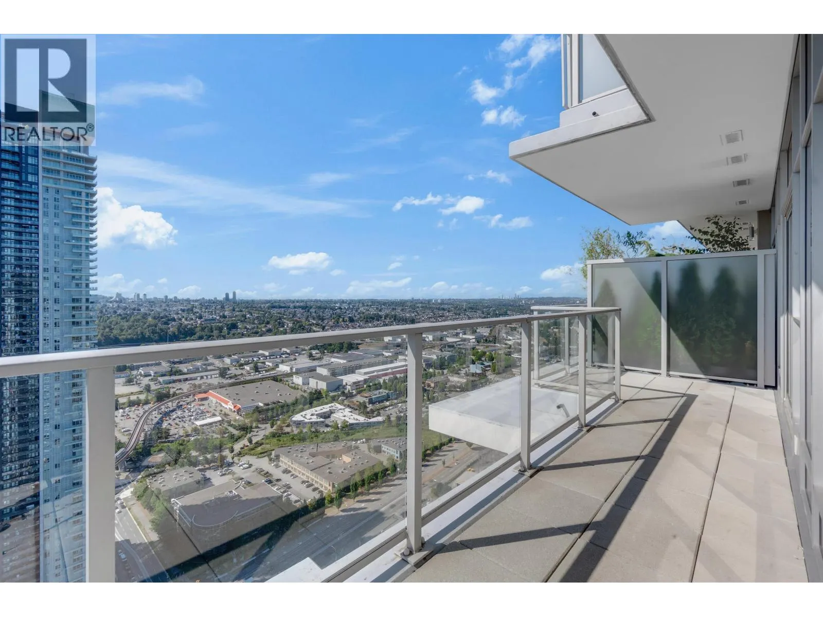 4402 1888 GILMORE AVENUE