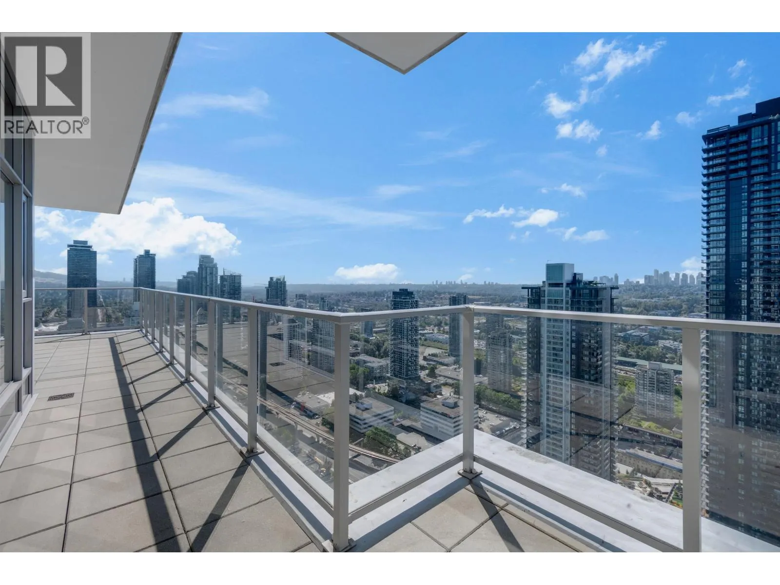 4402 1888 GILMORE AVENUE