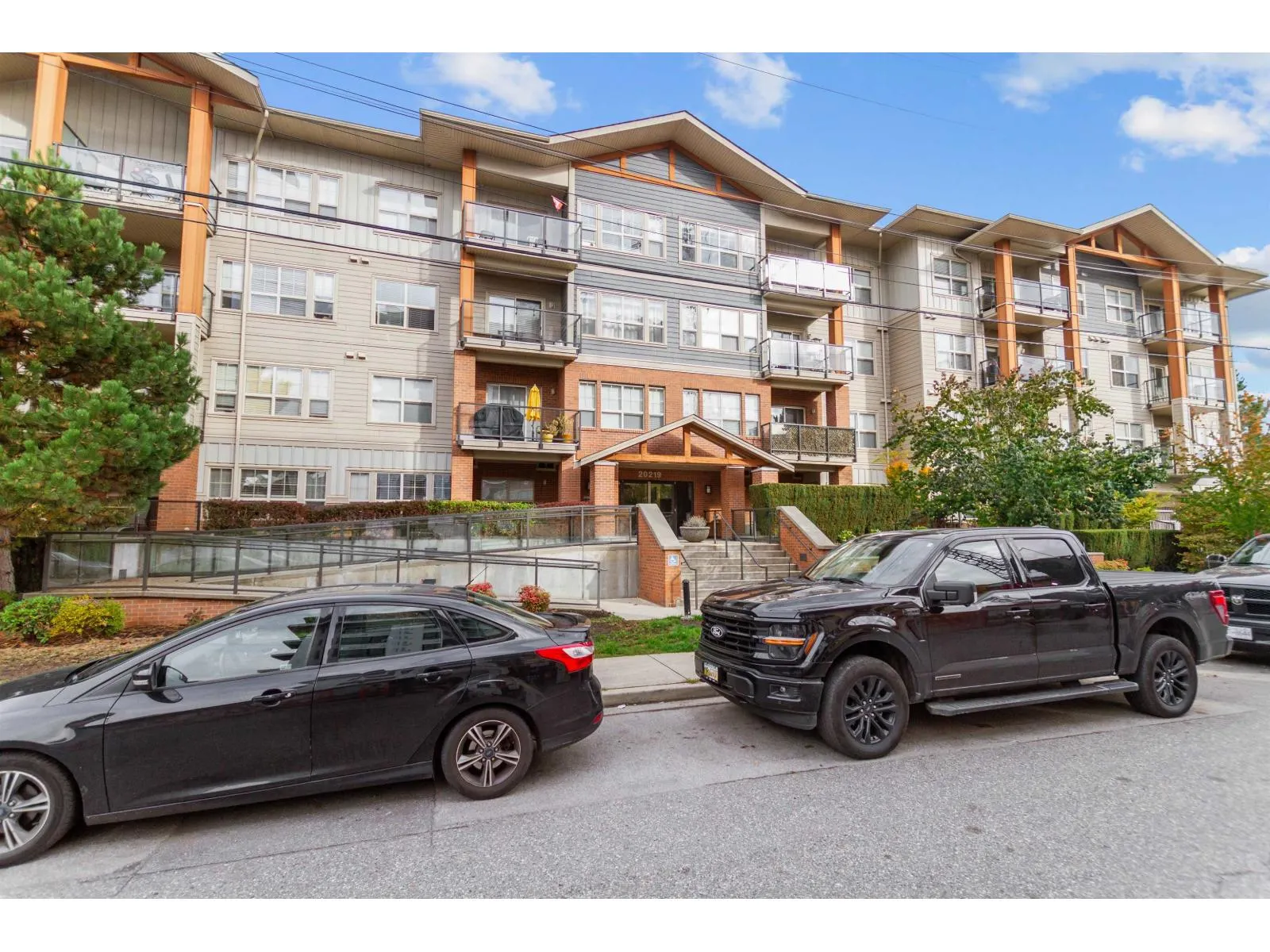 210 20219 54A AVENUE