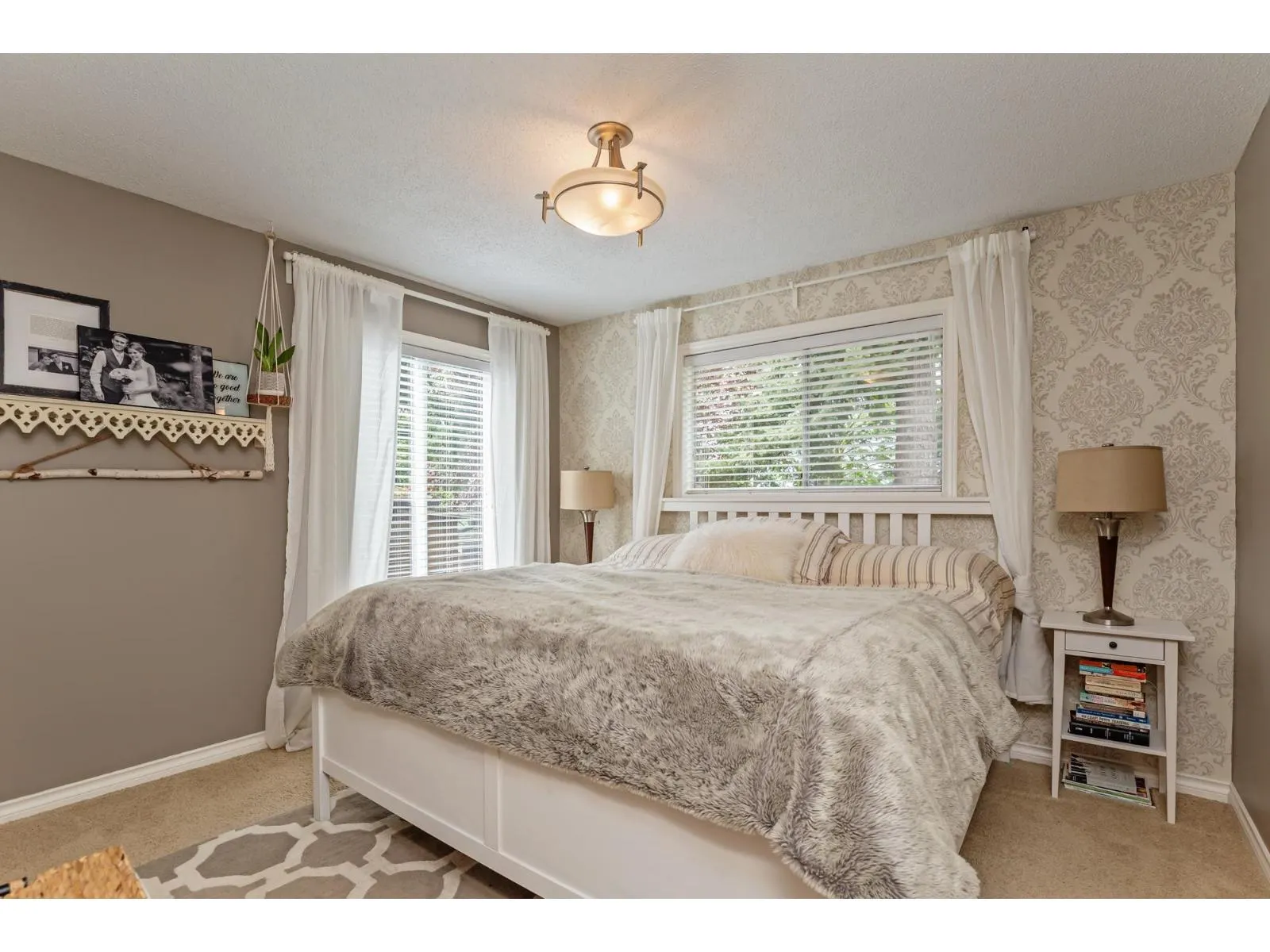 2837 CAMBRIDGE STREET