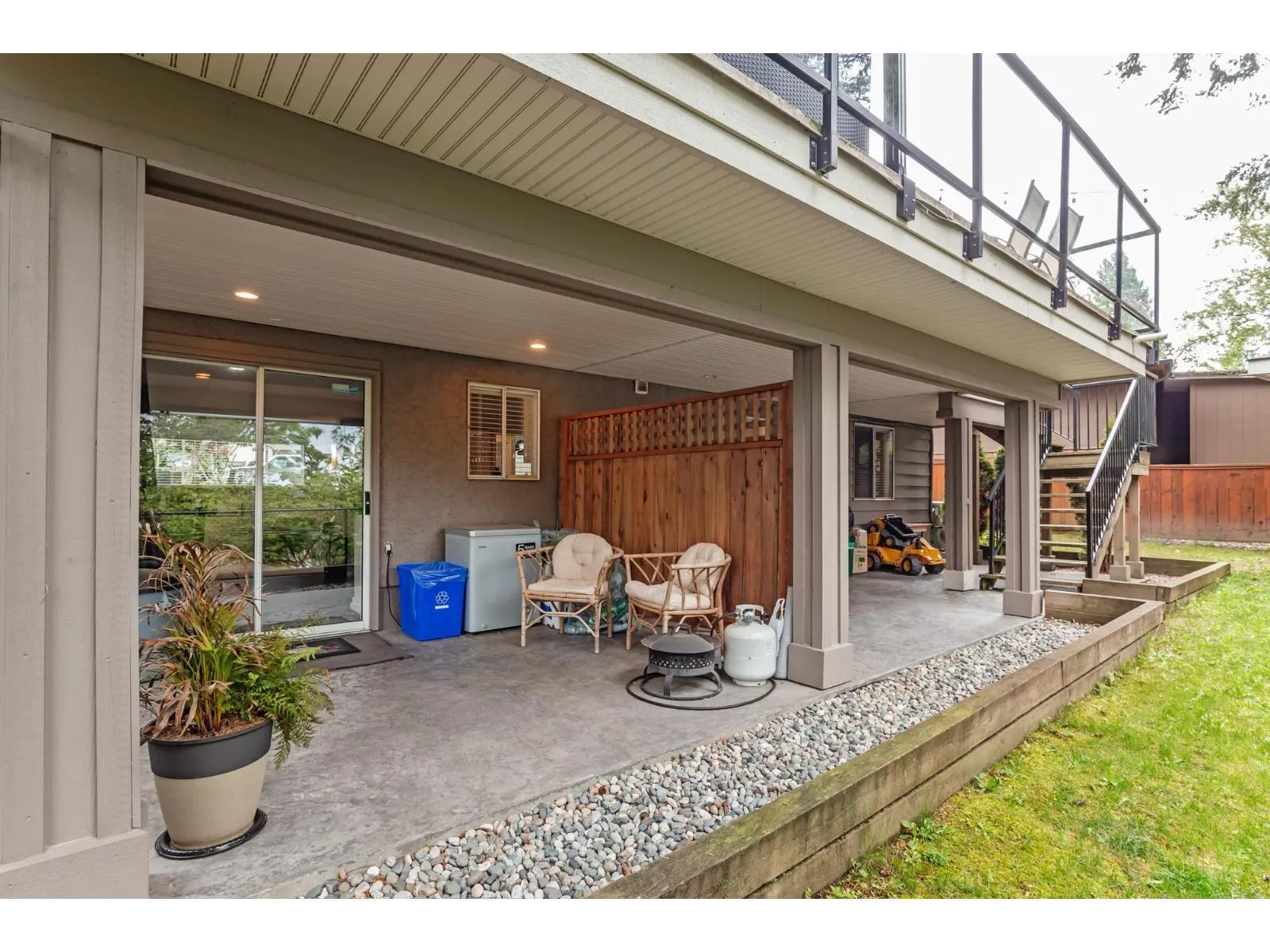 2837 CAMBRIDGE STREET