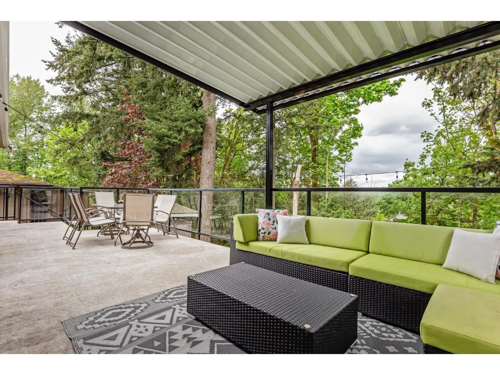 2837 CAMBRIDGE STREET