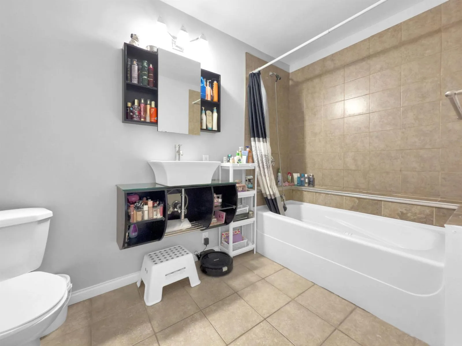 113 7837 120A STREET