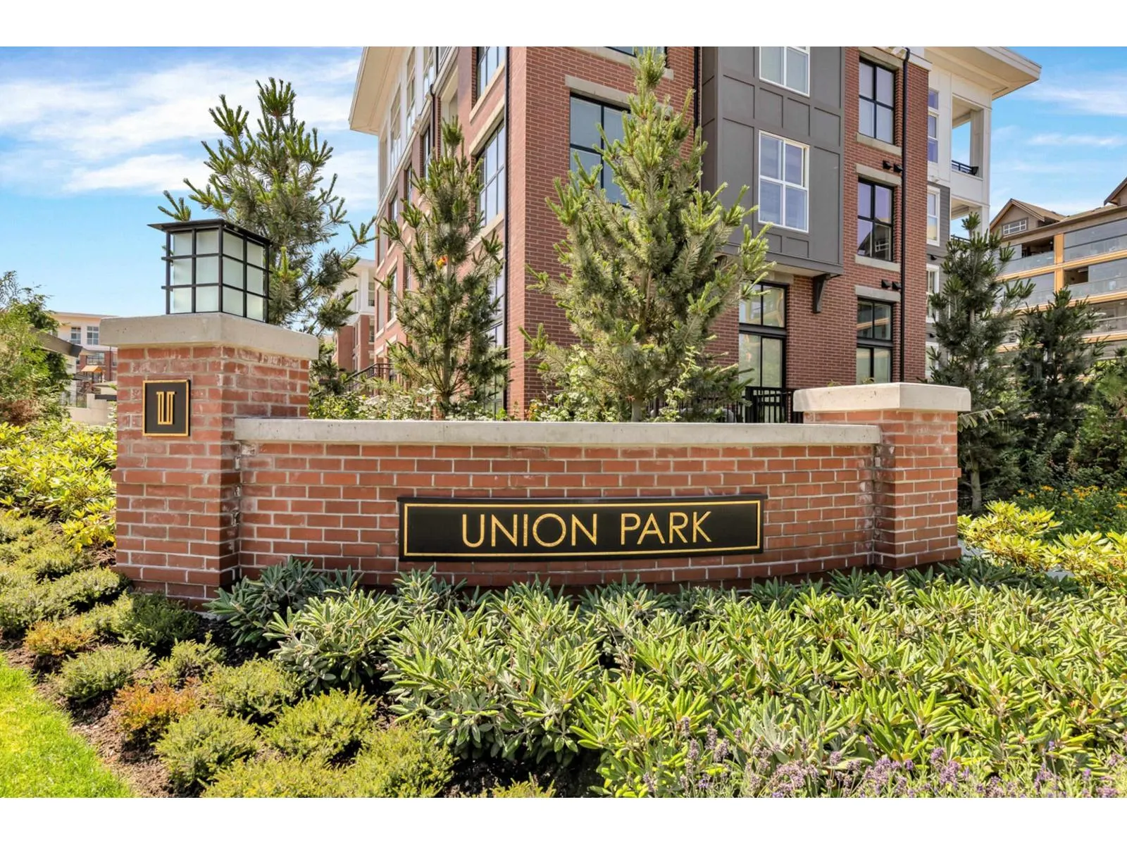 B319 8150 207 STREET