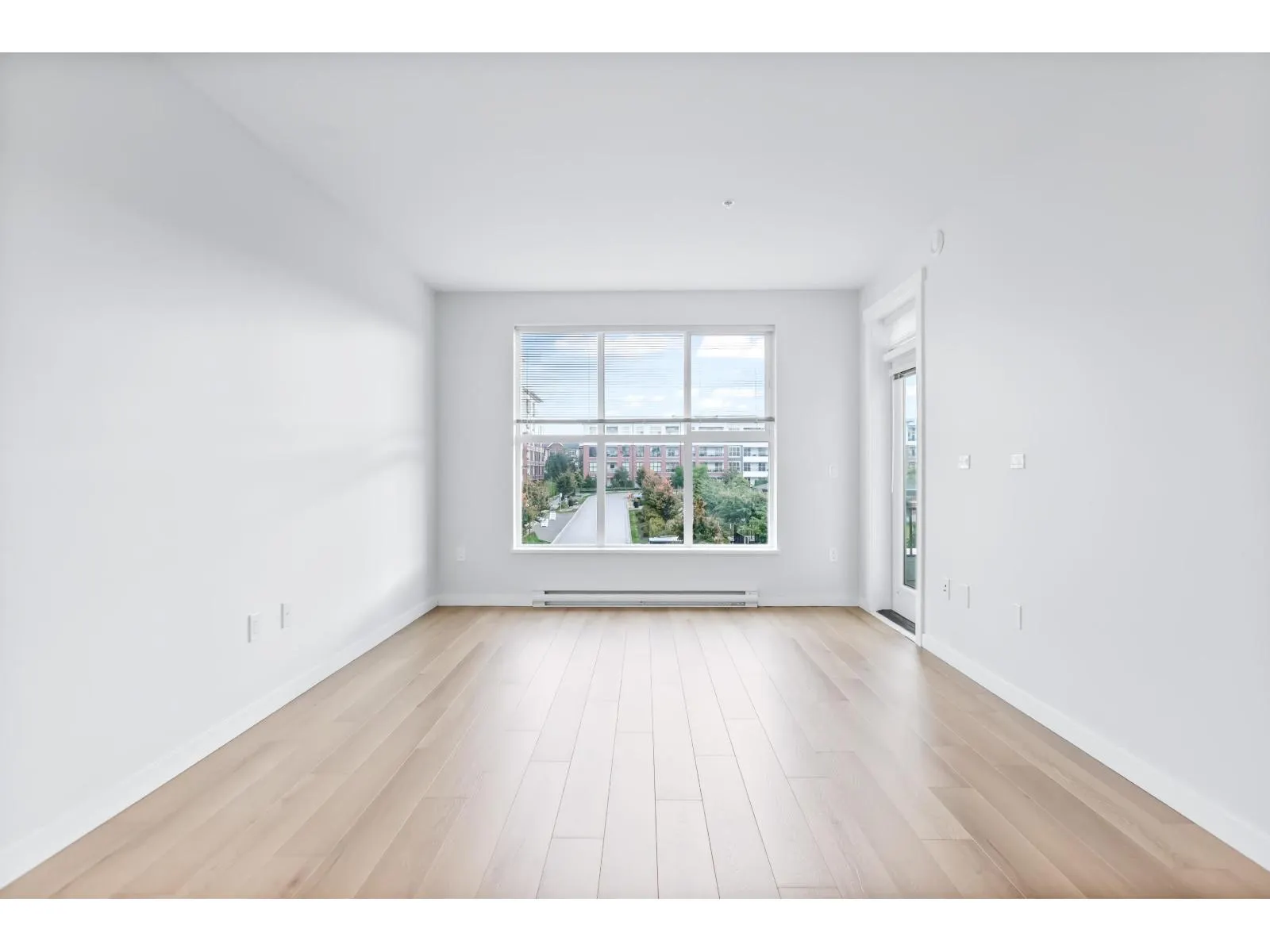 B319 8150 207 STREET