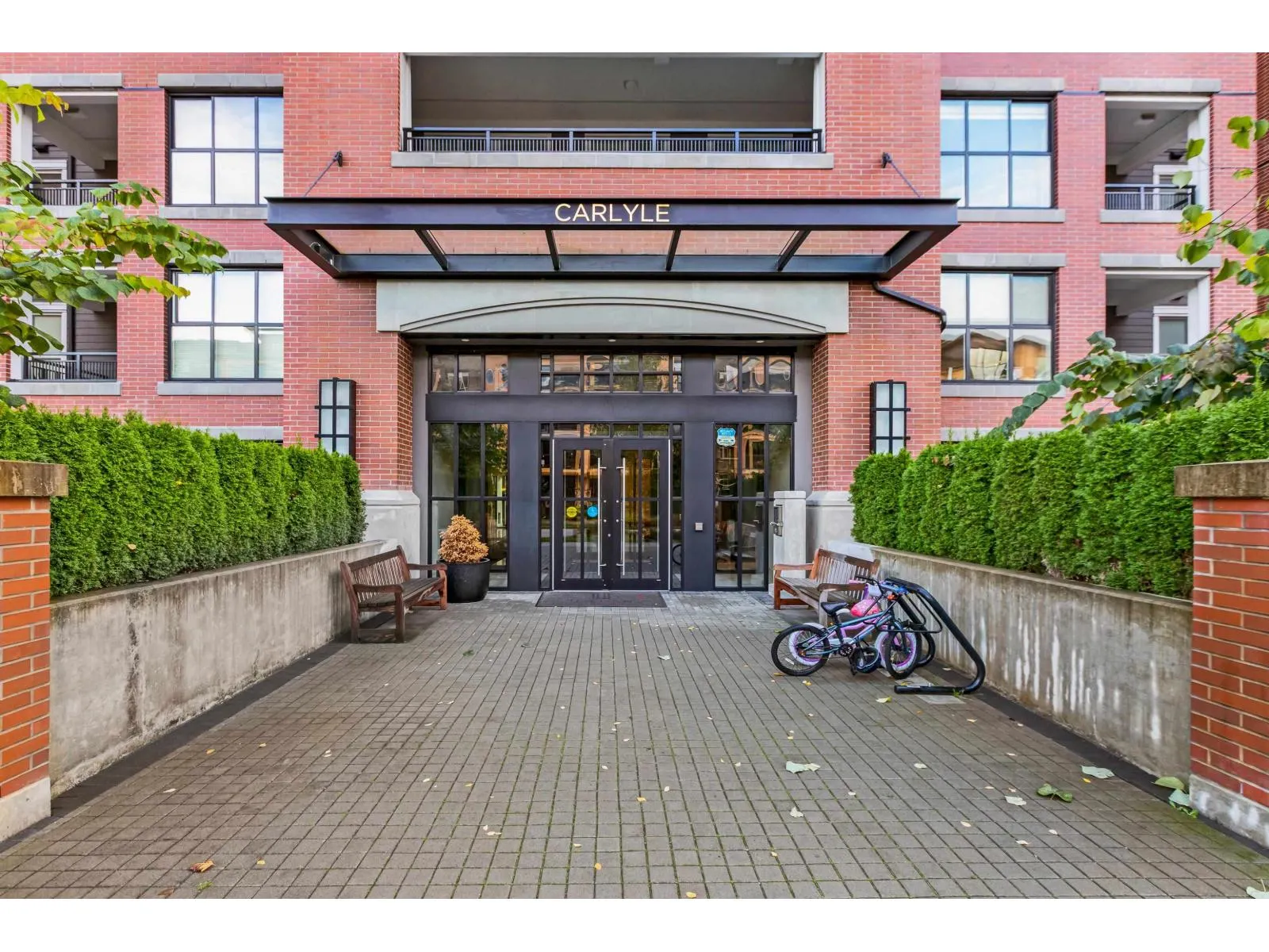 B319 8150 207 STREET