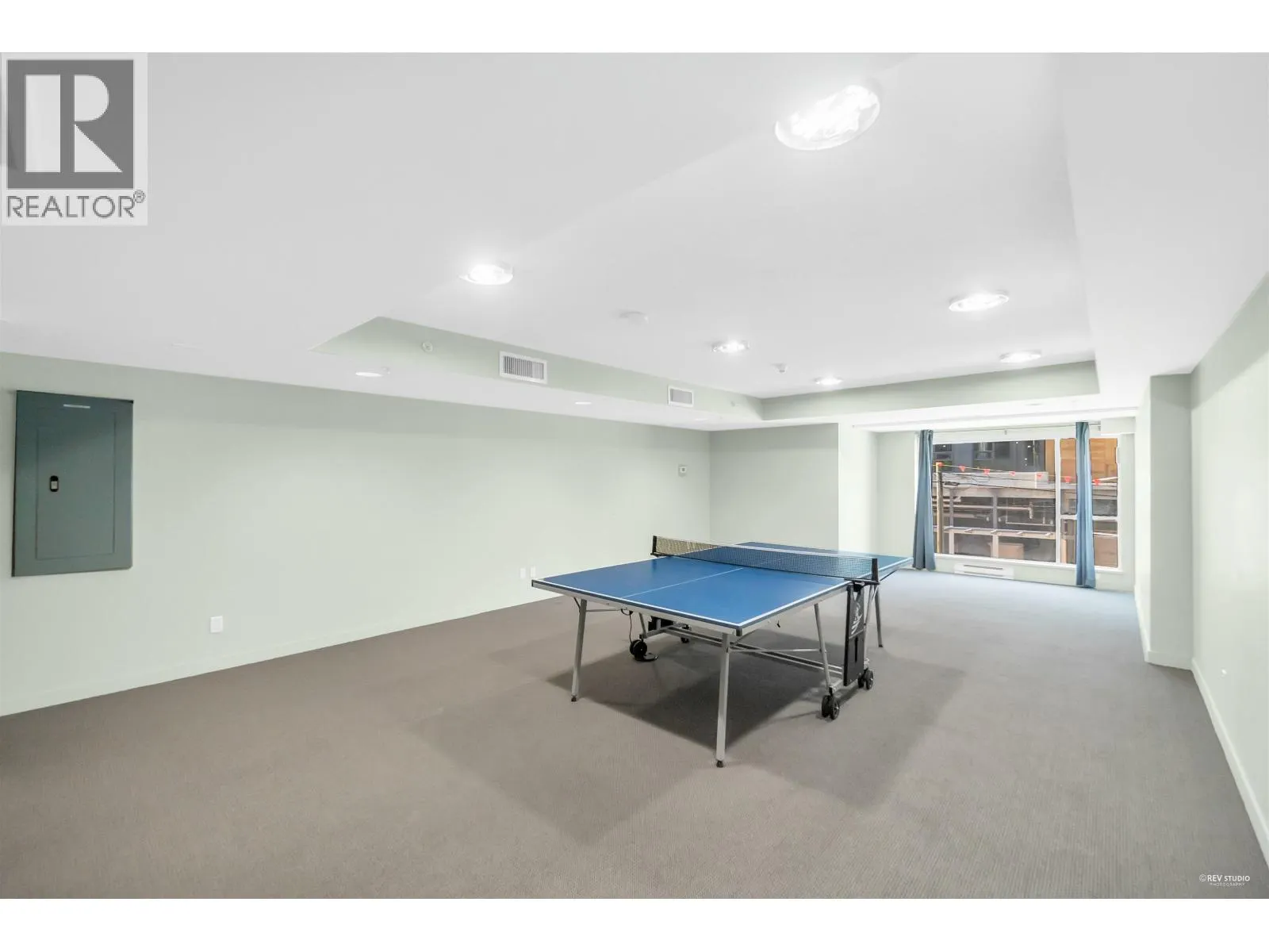 509 6733 BUSWELL STREET