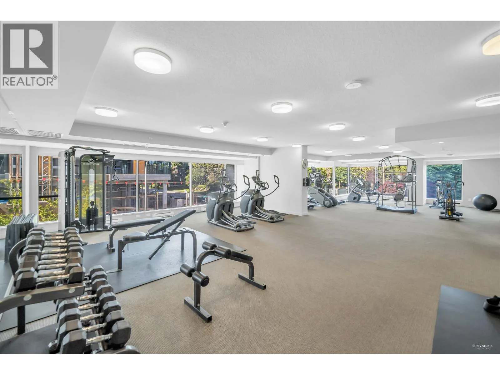 509 6733 BUSWELL STREET