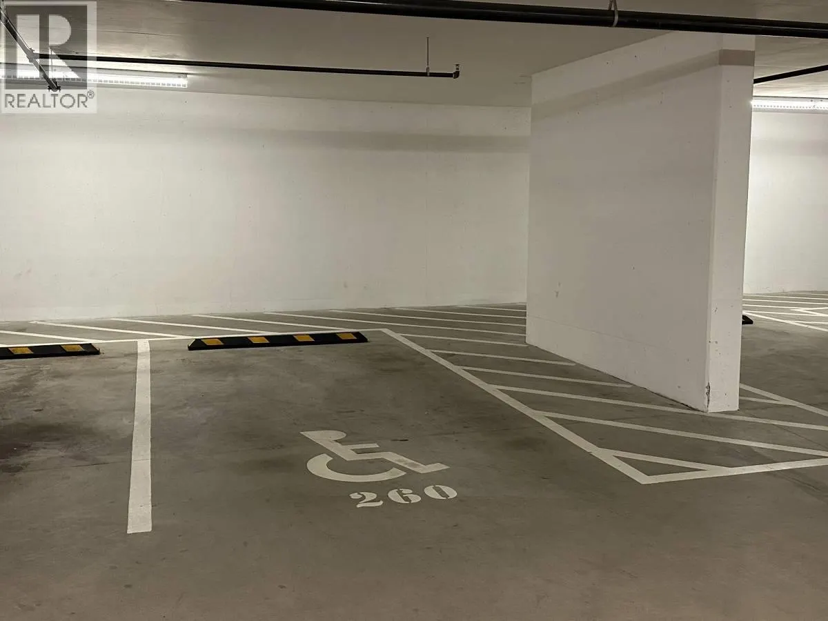 2210 6468 WILLINGDON AVENUE