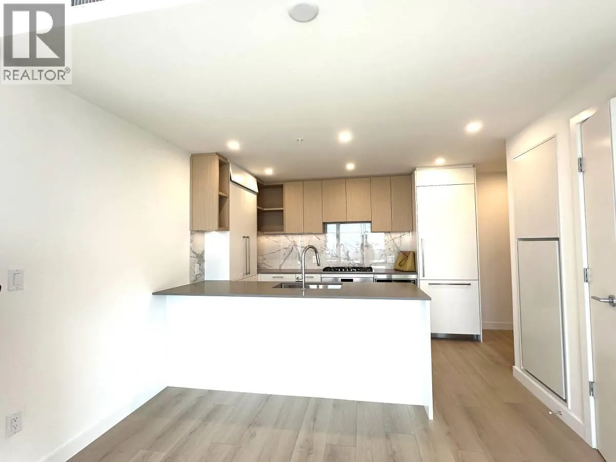 2210 6468 WILLINGDON AVENUE