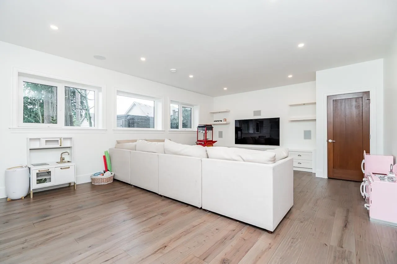 15777 WILLS BROOK WAY