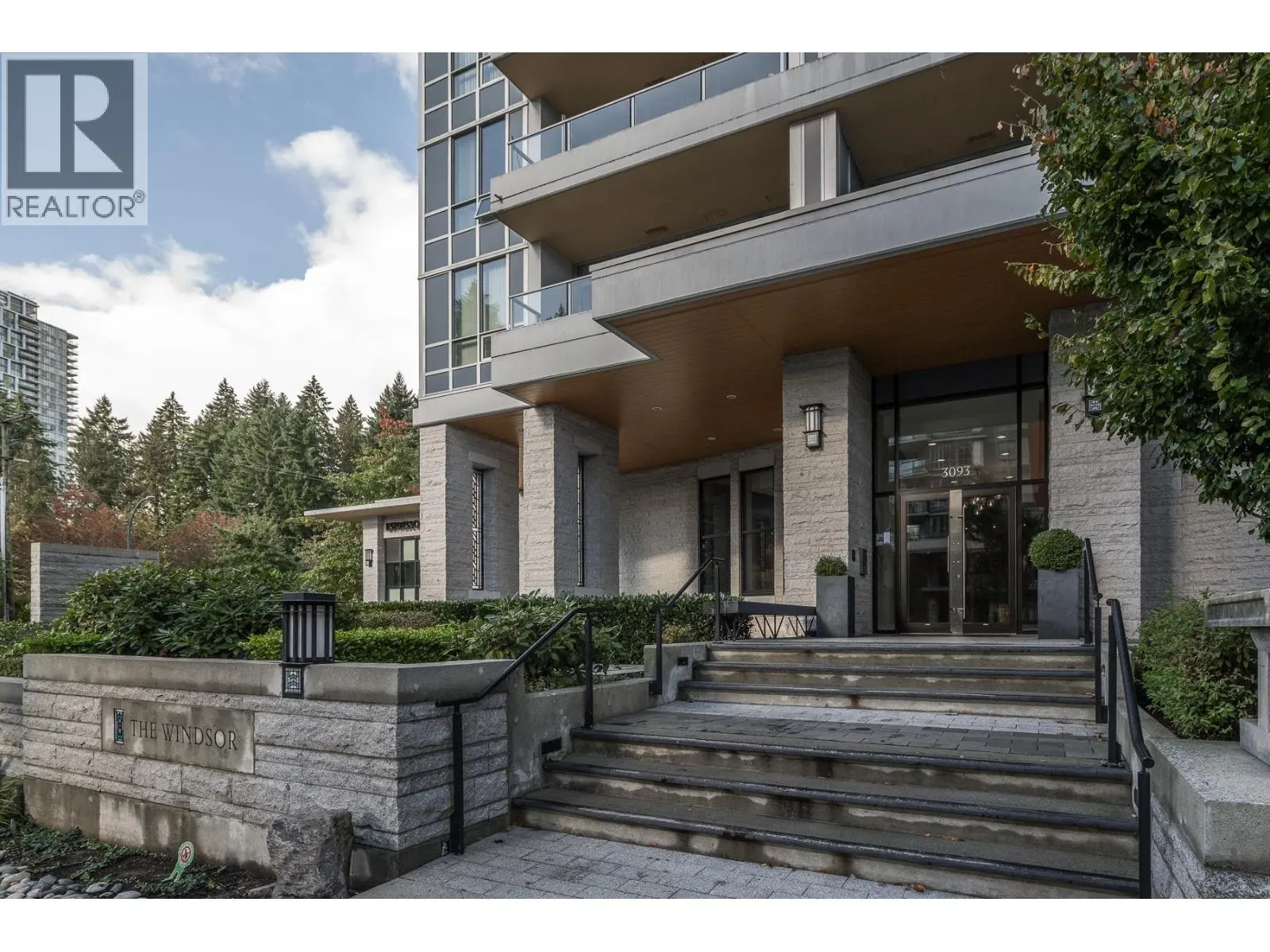 1508 3093 WINDSOR GATE