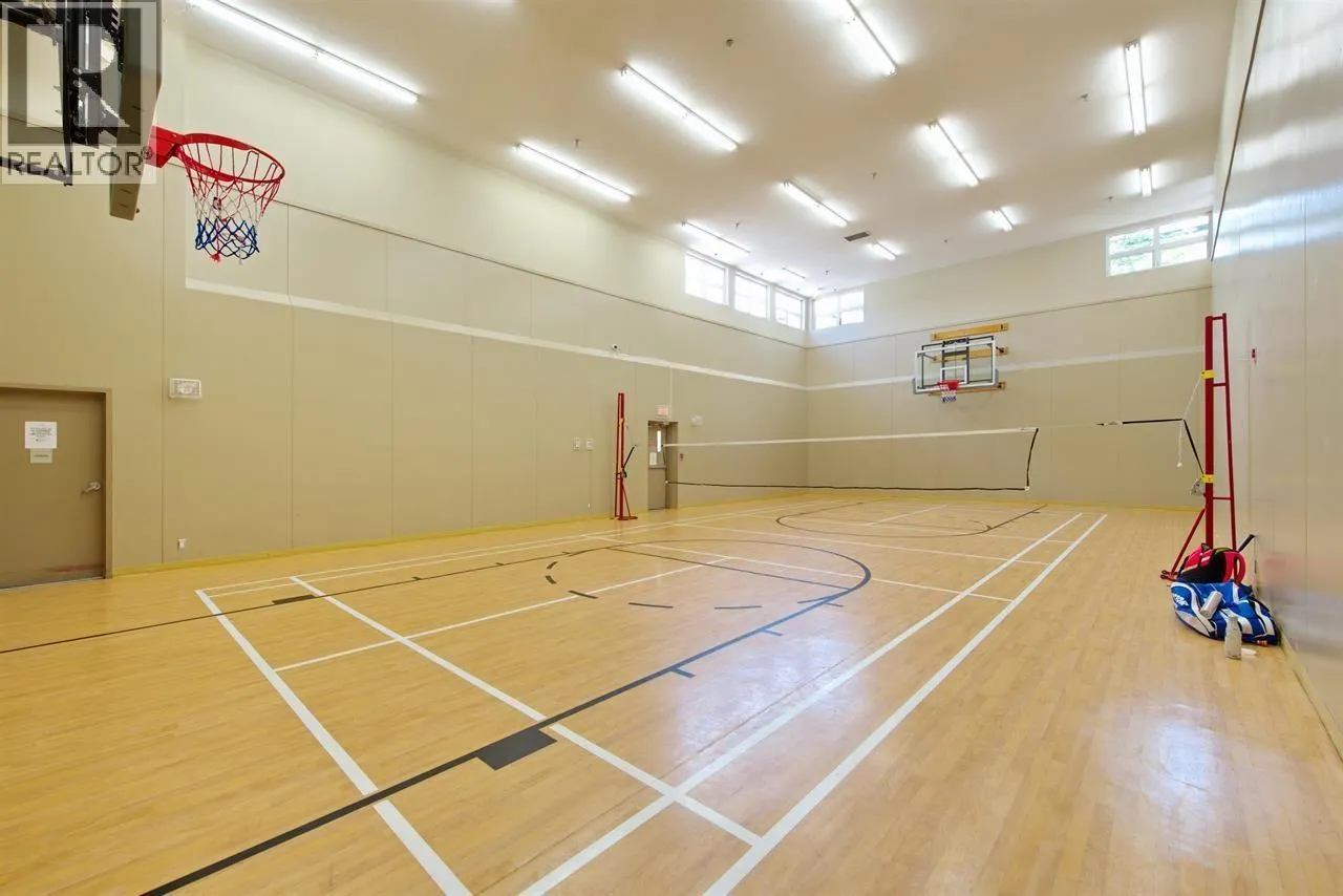 1508 3093 WINDSOR GATE