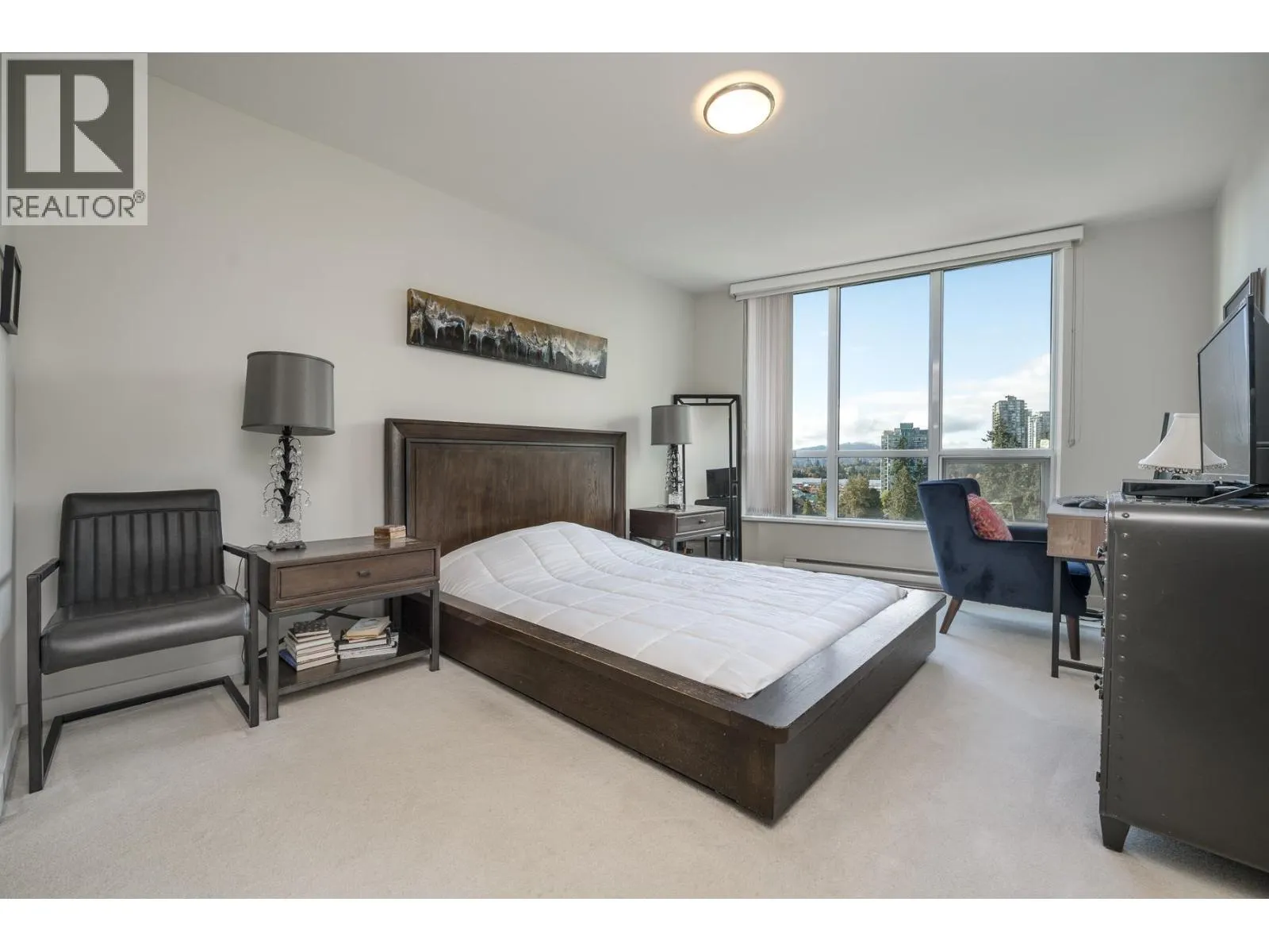 1508 3093 WINDSOR GATE