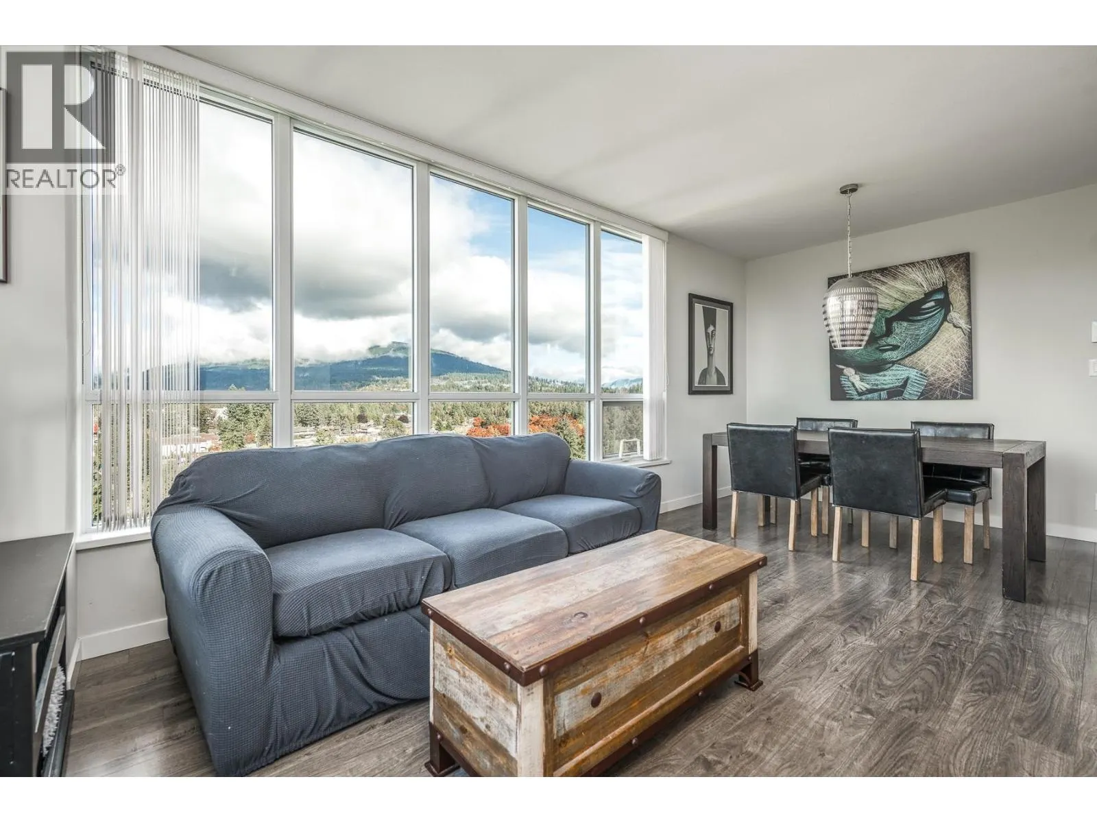 1508 3093 WINDSOR GATE