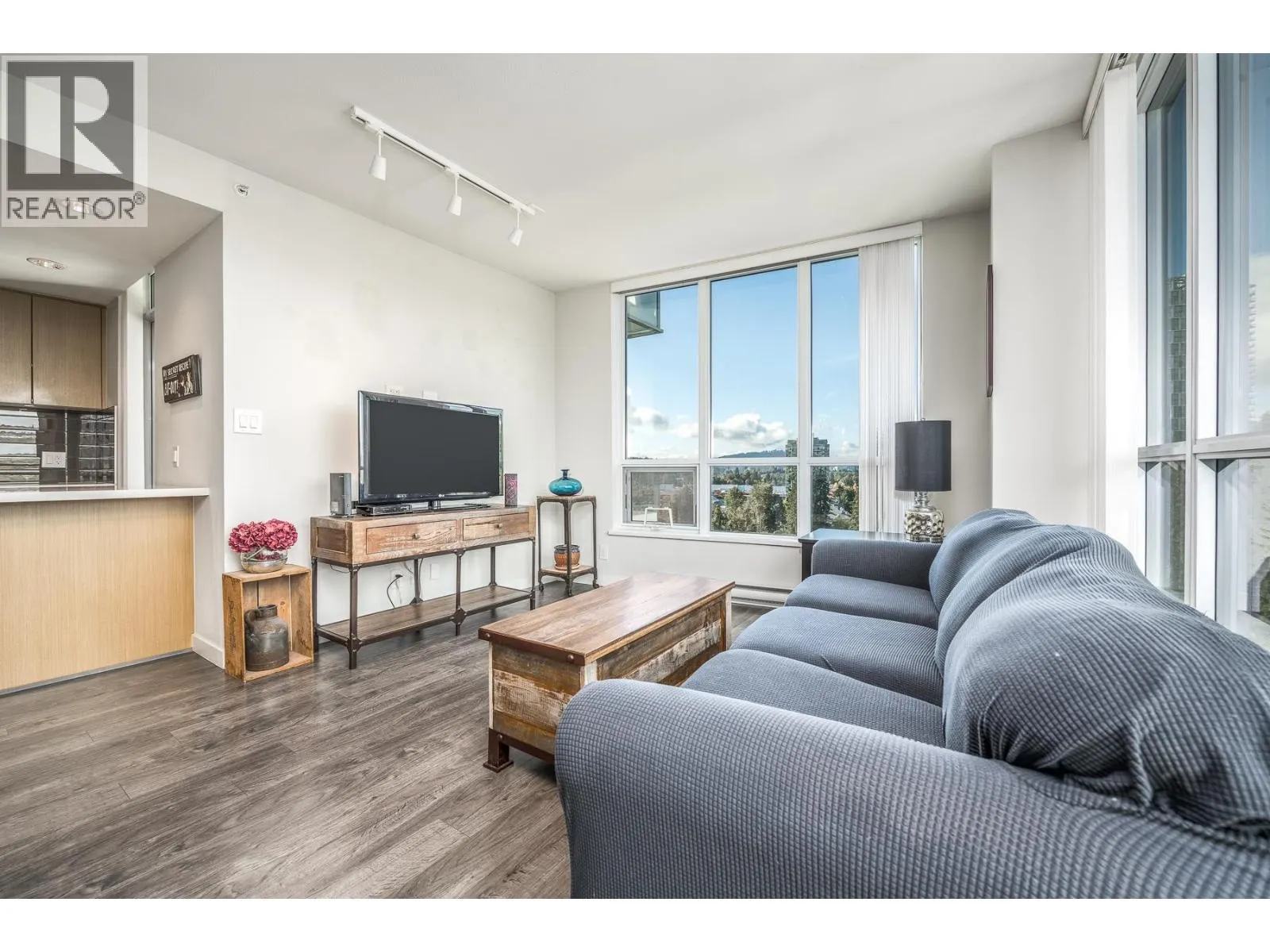 1508 3093 WINDSOR GATE