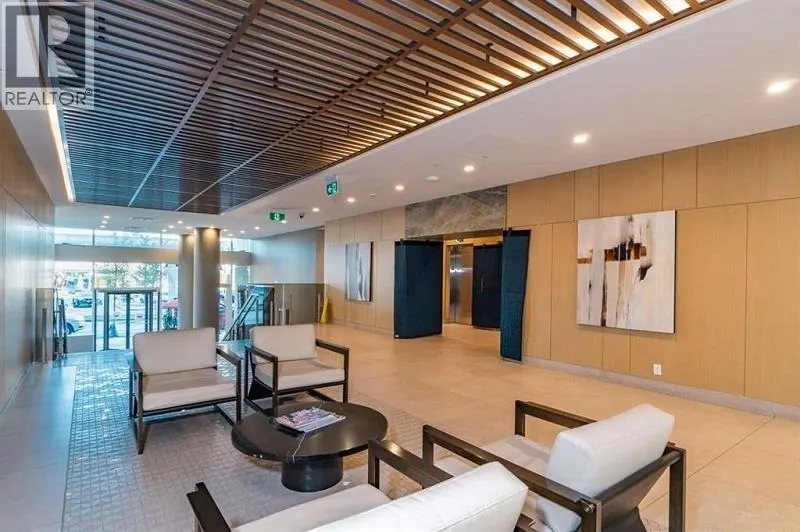 1905 8189 CAMBIE STREET