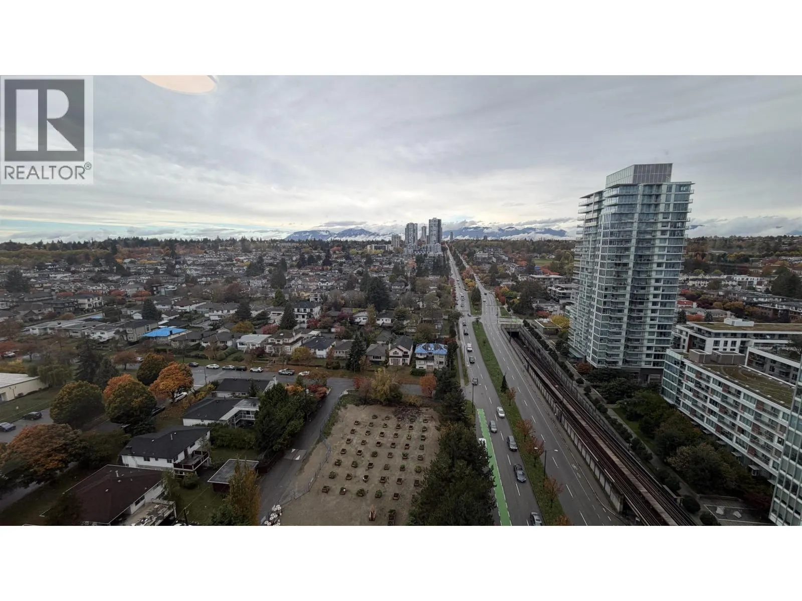 1905 8189 CAMBIE STREET