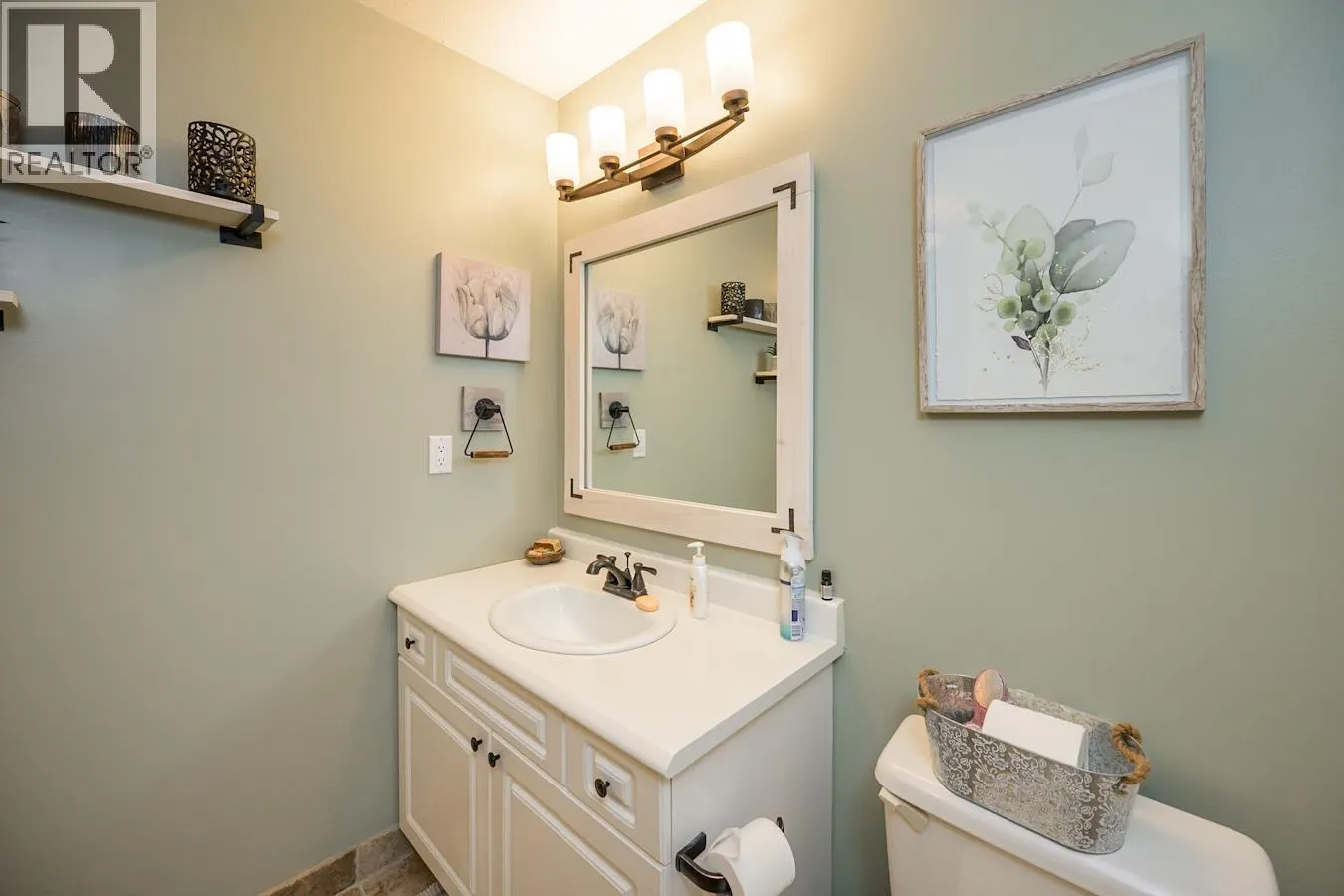 147 6807 WESTGATE AVENUE