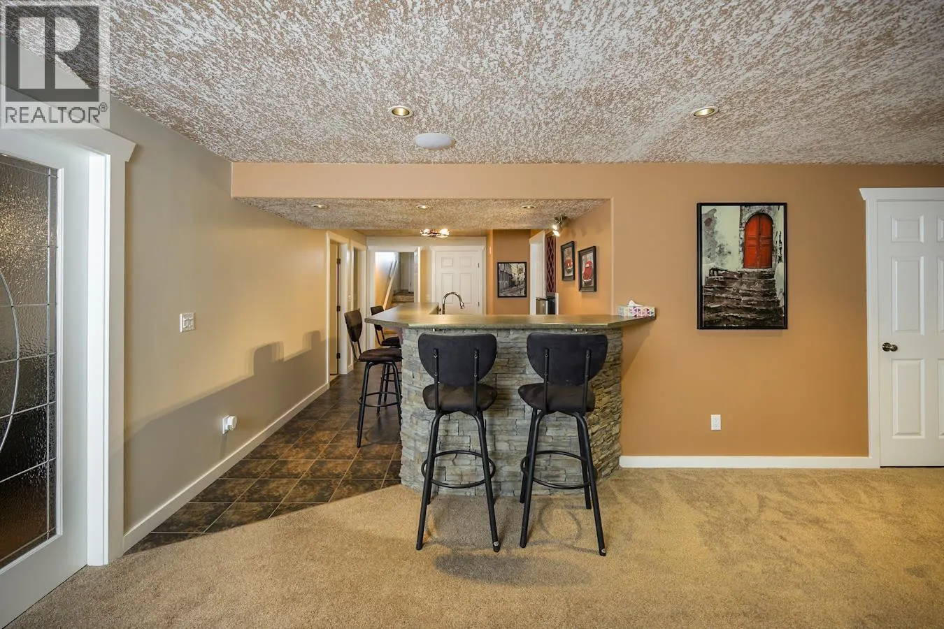 147 6807 WESTGATE AVENUE