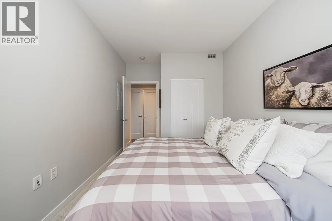 3873 CATES LANDING WAY