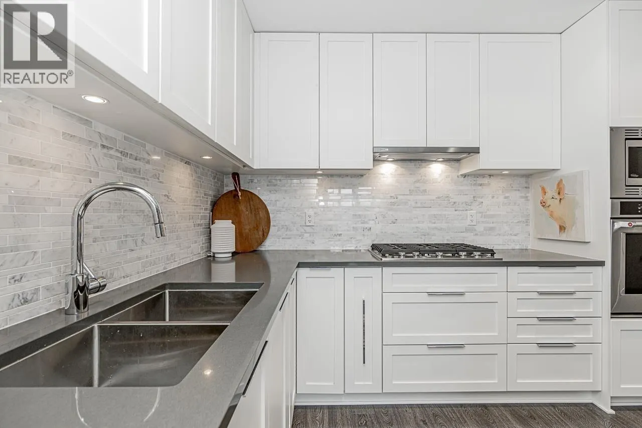 3873 CATES LANDING WAY